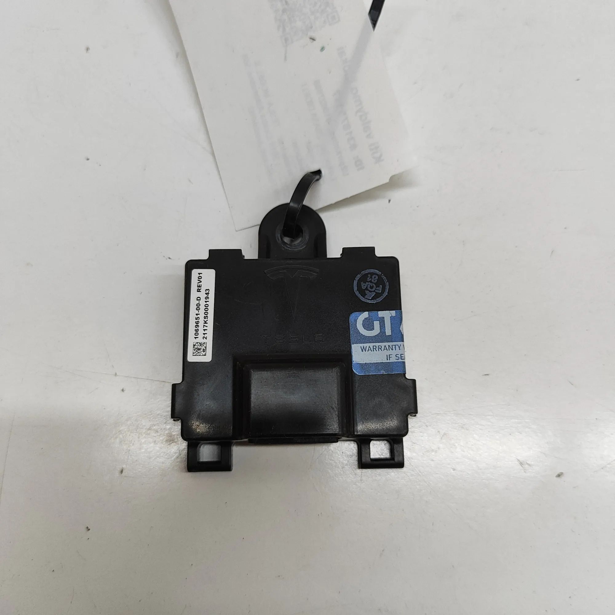 Tesla Model S Other Control Units Other Control Units — TESLA MODEL S (2012-...) ...
