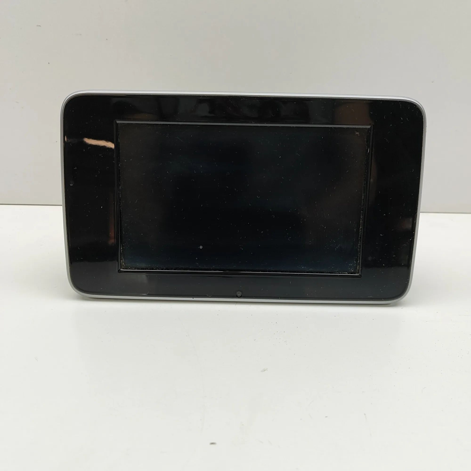 Mercedes-Benz X (470) Navigation display Navigation display — MERCEDES BENZ X (Class) (2...