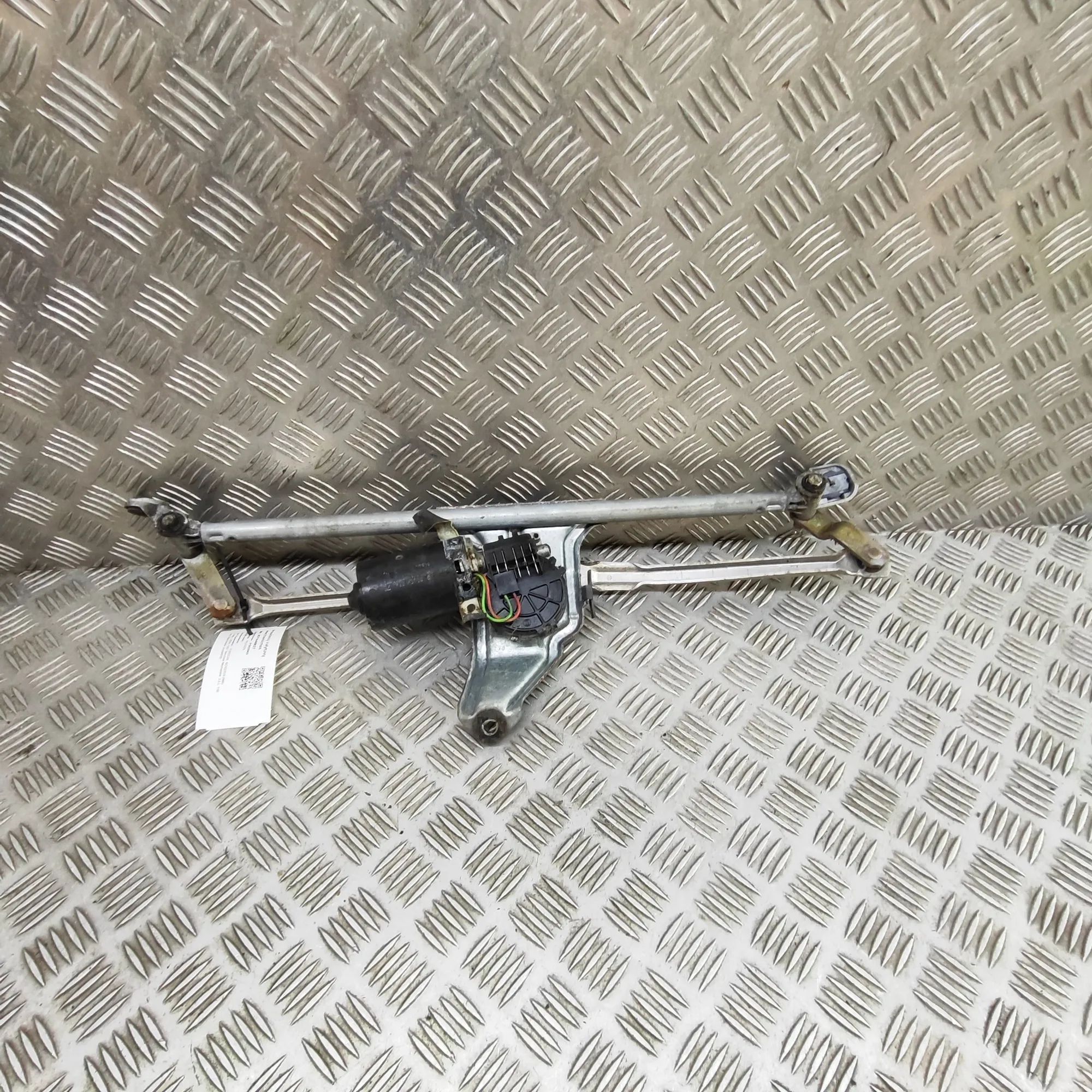 Porsche Boxster (986) Front Windshield Wiper Mechanism Front Windshield Wiper Mechanism — PORSCHE BOXS...