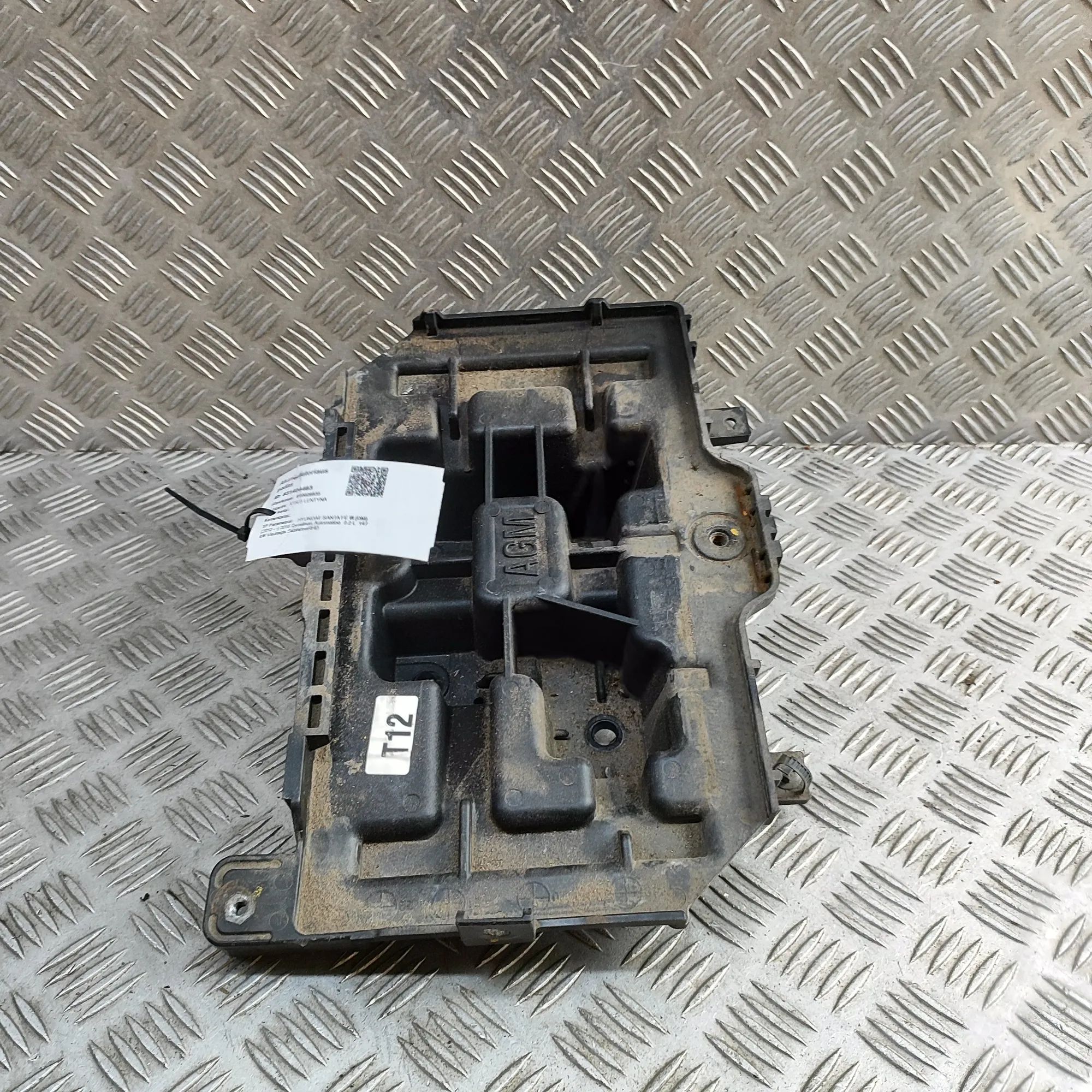 Hyundai Santa Fe Battery tray Battery tray — HYUNDAI SANTA (FÉ III DM) (2012-...