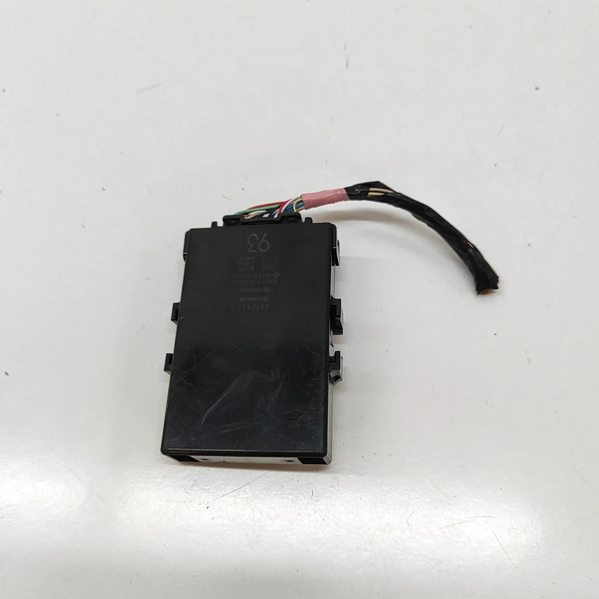 Lexus NX Gateway Control Unit Gateway Control Unit — LEXUS NX (_Z1_) (2014-.....