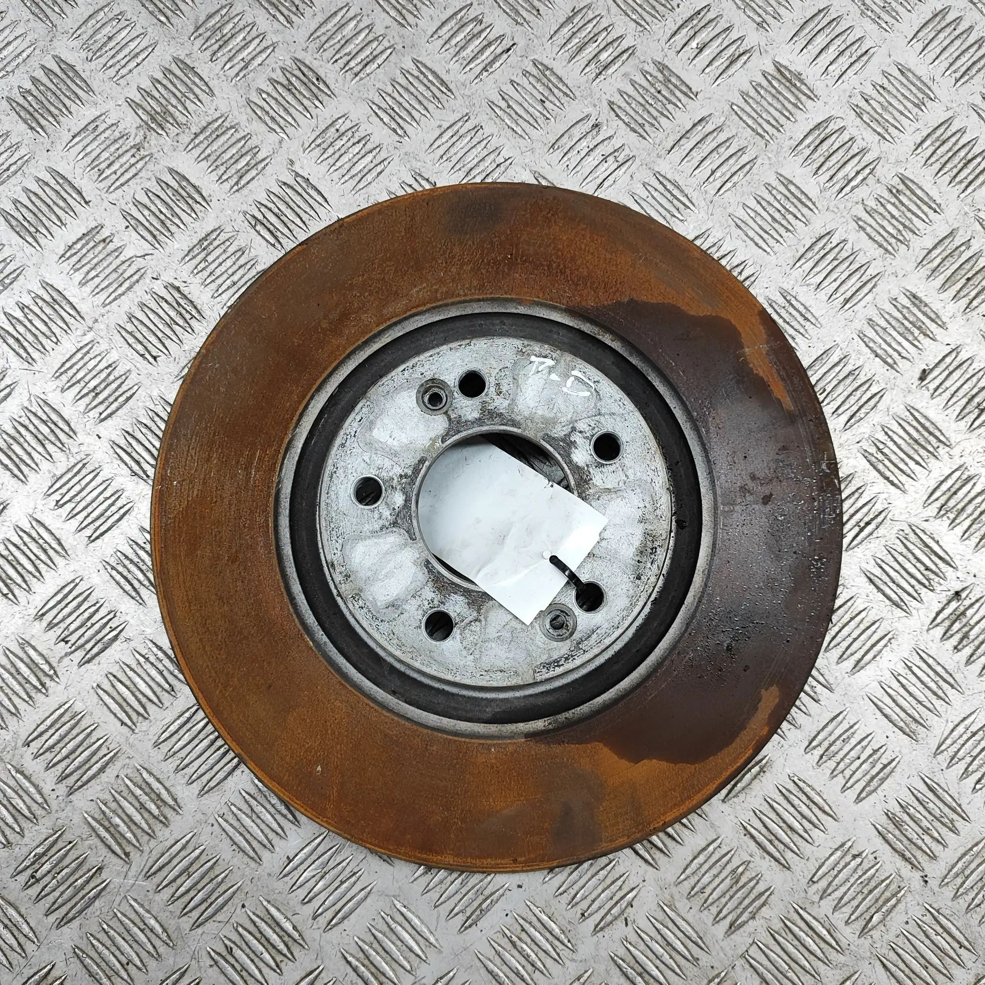 Kia Optima (JF) Front Right Brake Disc Front Right Brake Disc — KIA OPTIMA (Sportswago...