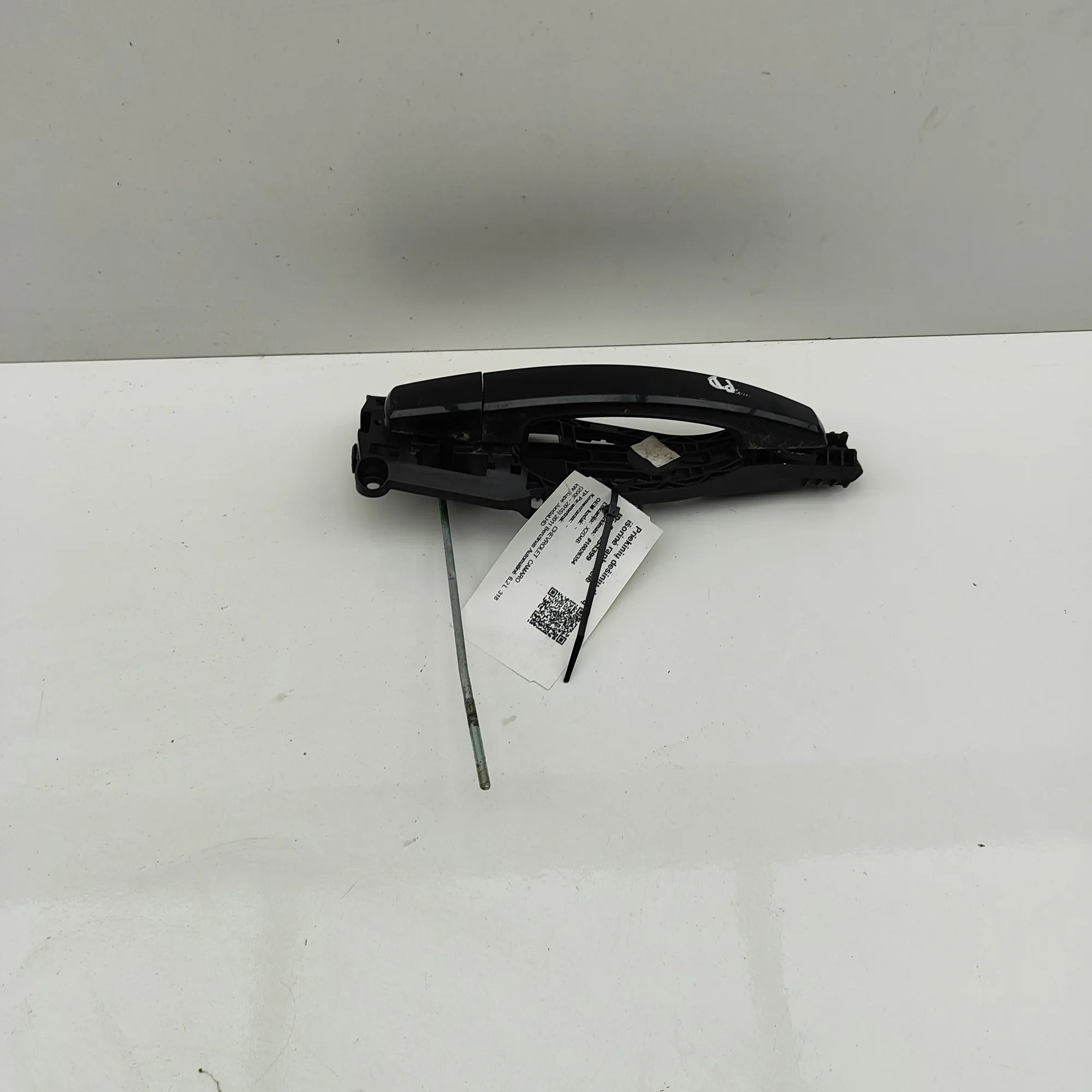 Chevrolet Camaro Exterior door handle — front right Exterior door handle — front right — CHEVROLET ...