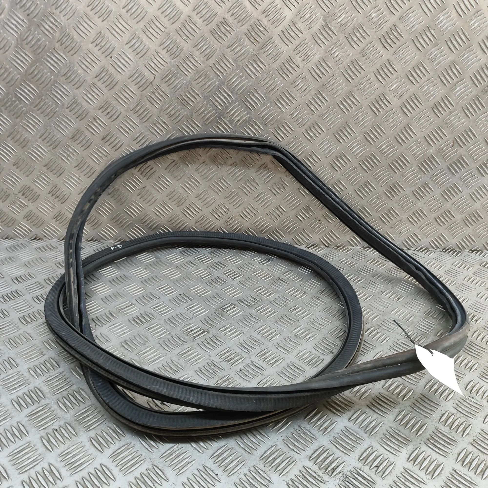 BMW X5 (G05) Door rubber seal — front right Door rubber seal — front right — BMW X5 (G05) (...
