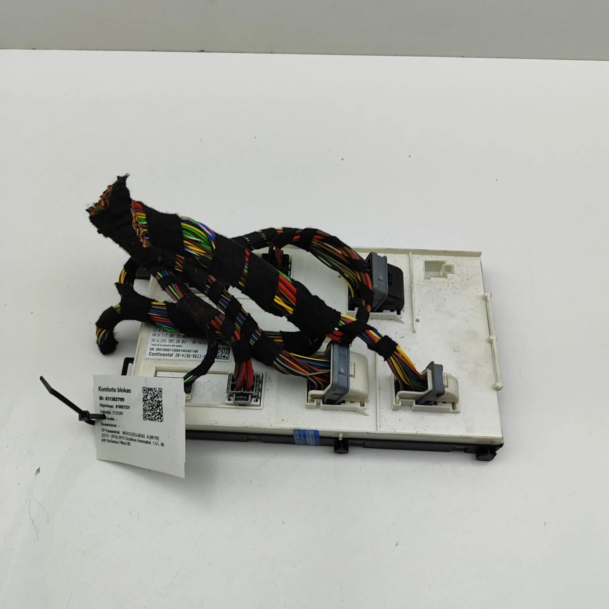 Mercedes-Benz A (W176) Comfort Control Unit Comfort Control Unit — MERCEDES BENZ A-CLASS (W...