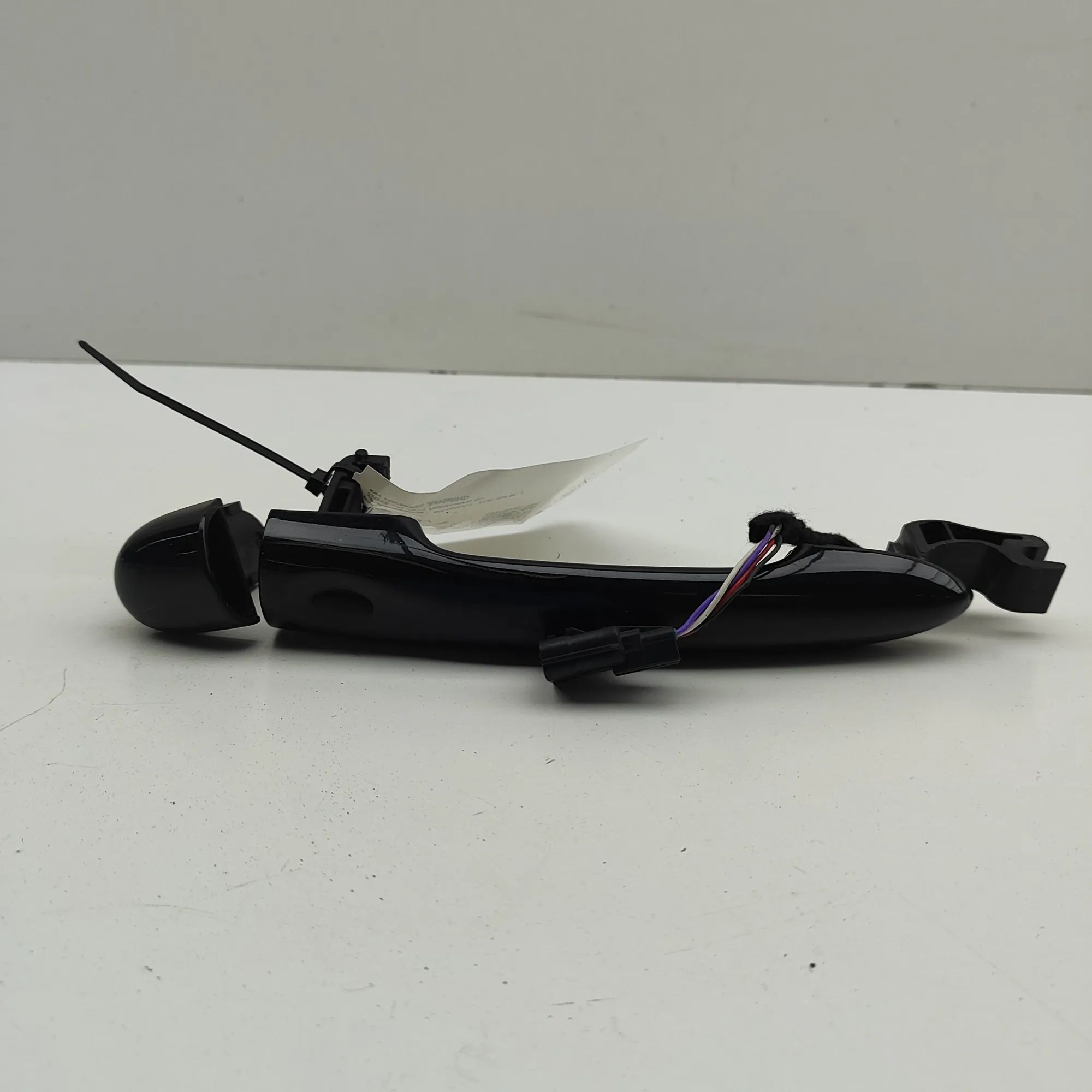 Renault Zoe Exterior door handle — front right Exterior door handle — front right — RENAULT ZO...