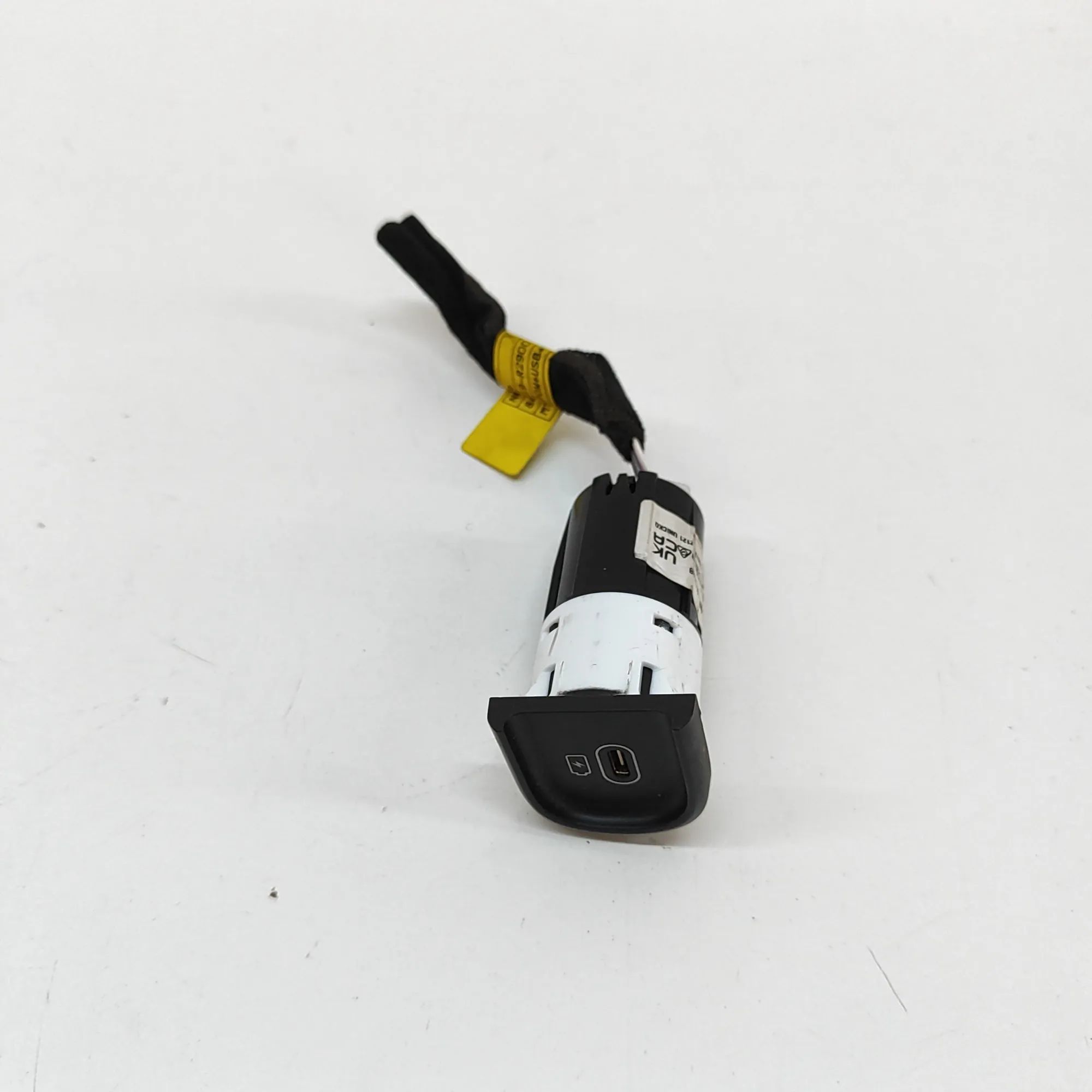 Kia Sportage USB USB — KIA SPORTAGE (V NQ5) (2021-...) — 96125-P...