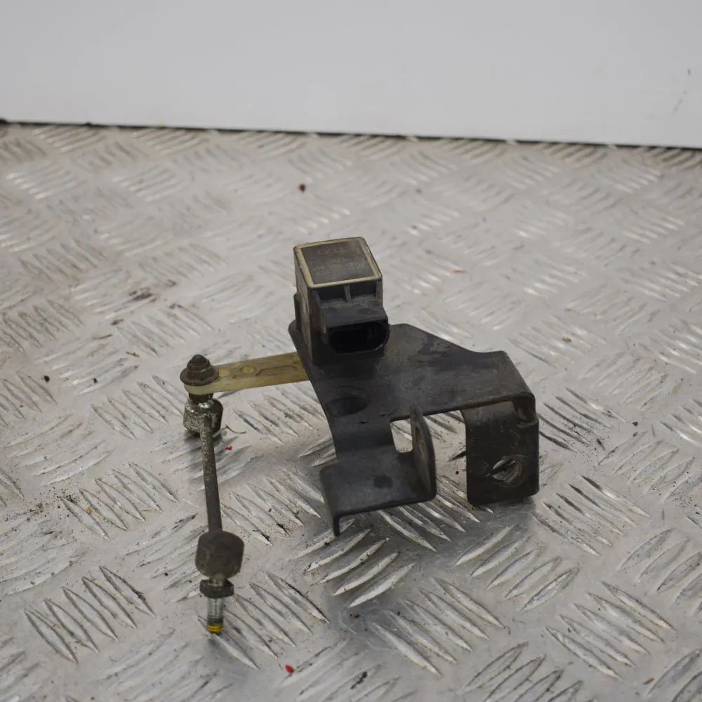Maserati GranTurismo / GranCabrio Ride height sensor — front left Ride height sensor — front left — MASERATI GRAN...
