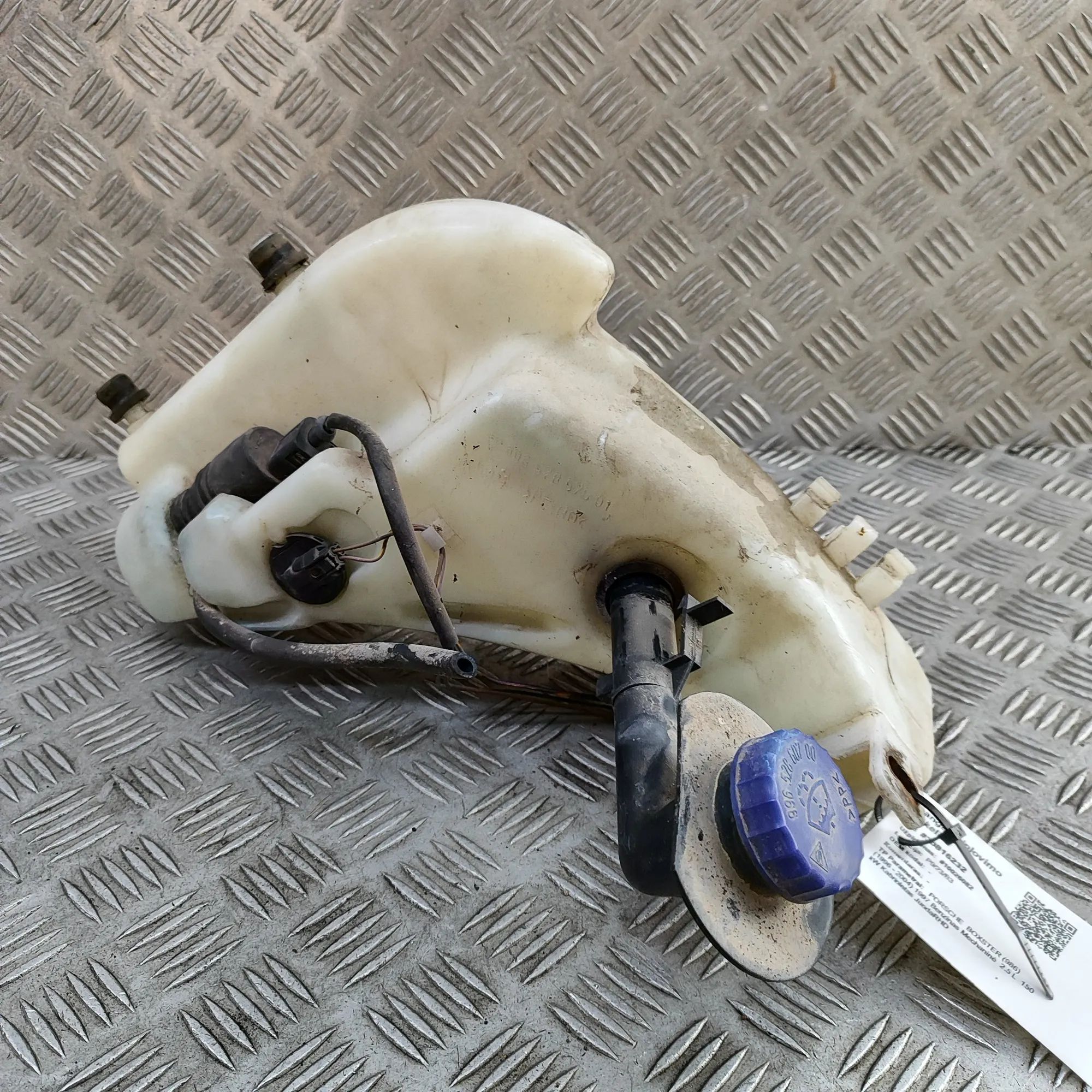 Porsche Boxster (986) Window Washer Tank Window Washer Tank — PORSCHE BOXSTER (986) (199...