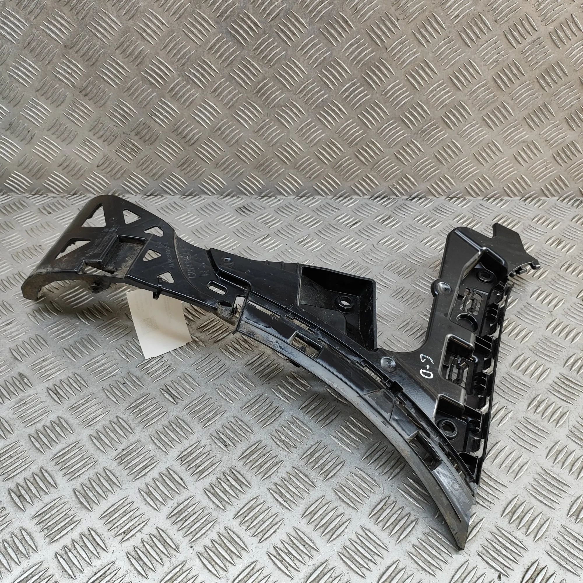 Mercedes-Benz GLC (X253) Rear Right Bumper Bracket Rear Right Bumper Bracket — MERCEDES BENZ GLC (...