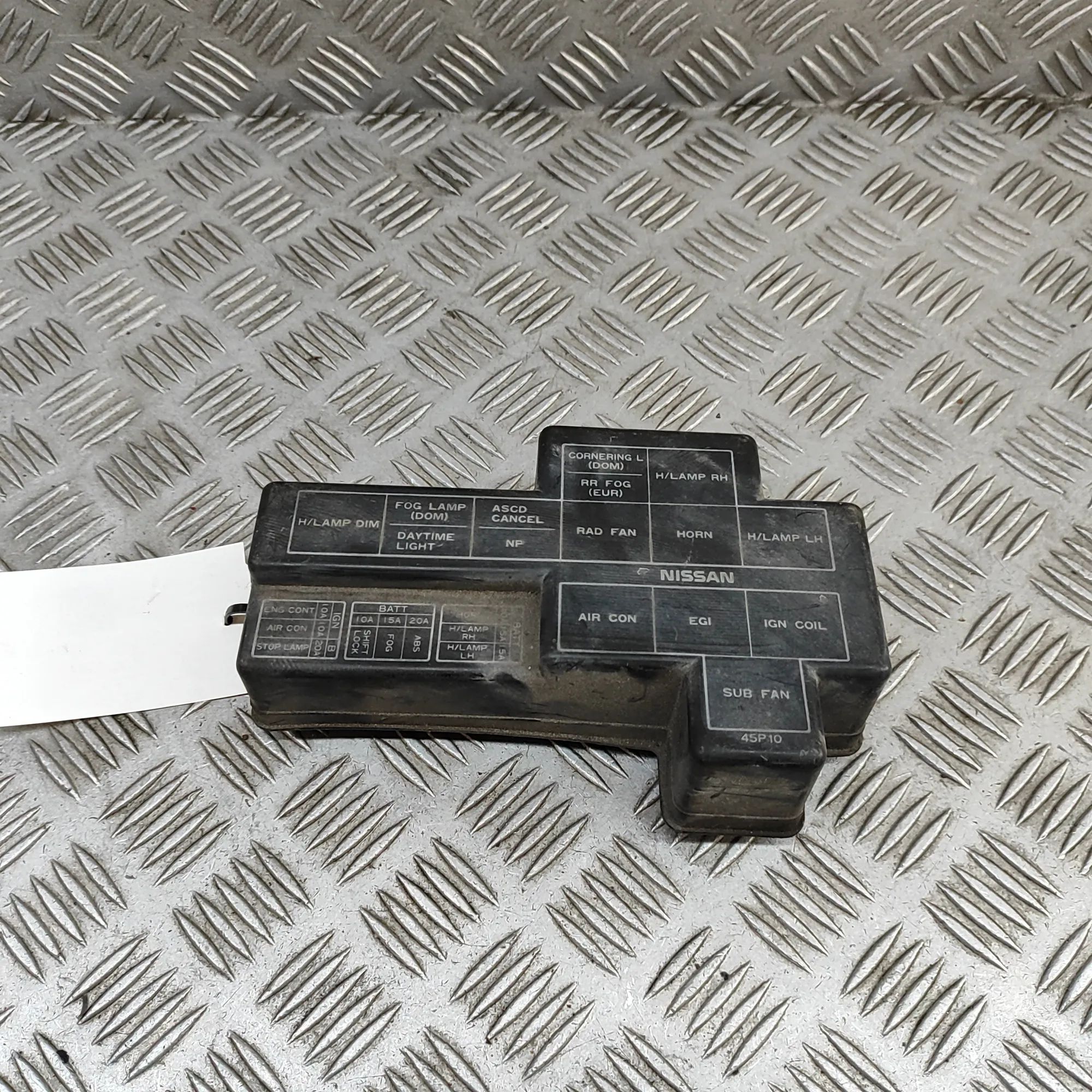 Nissan 300ZX Fuse box cover Fuse Box Cover — NISSAN 300 (ZX Cabrio Z32) (19...