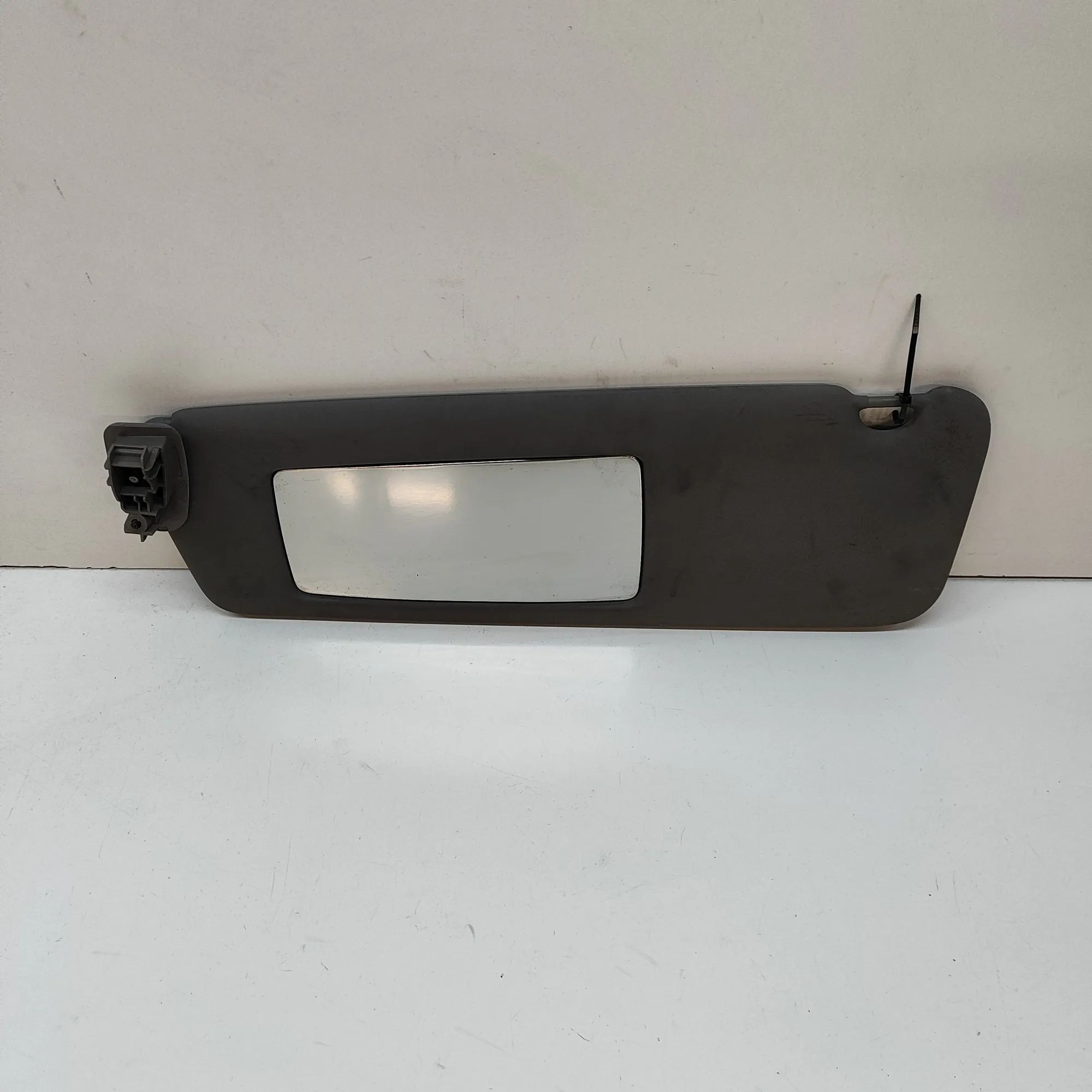Opel Movano (B) Left Side Sun Visor Left Side Sun Visor — OPEL MOVANO (B Van) (2010...