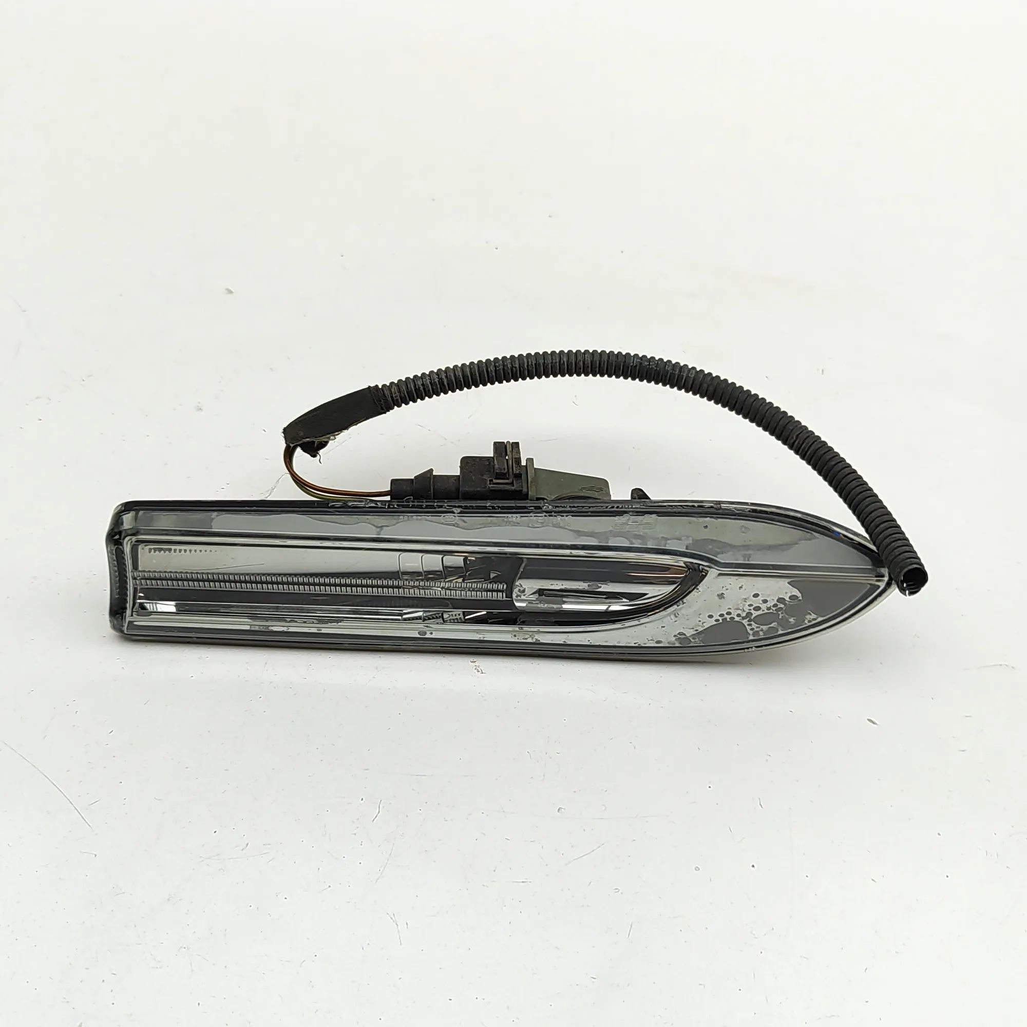 Porsche Panamera Fender indicator — front left Fender indicator — front left — PORSCHE PANAMER...