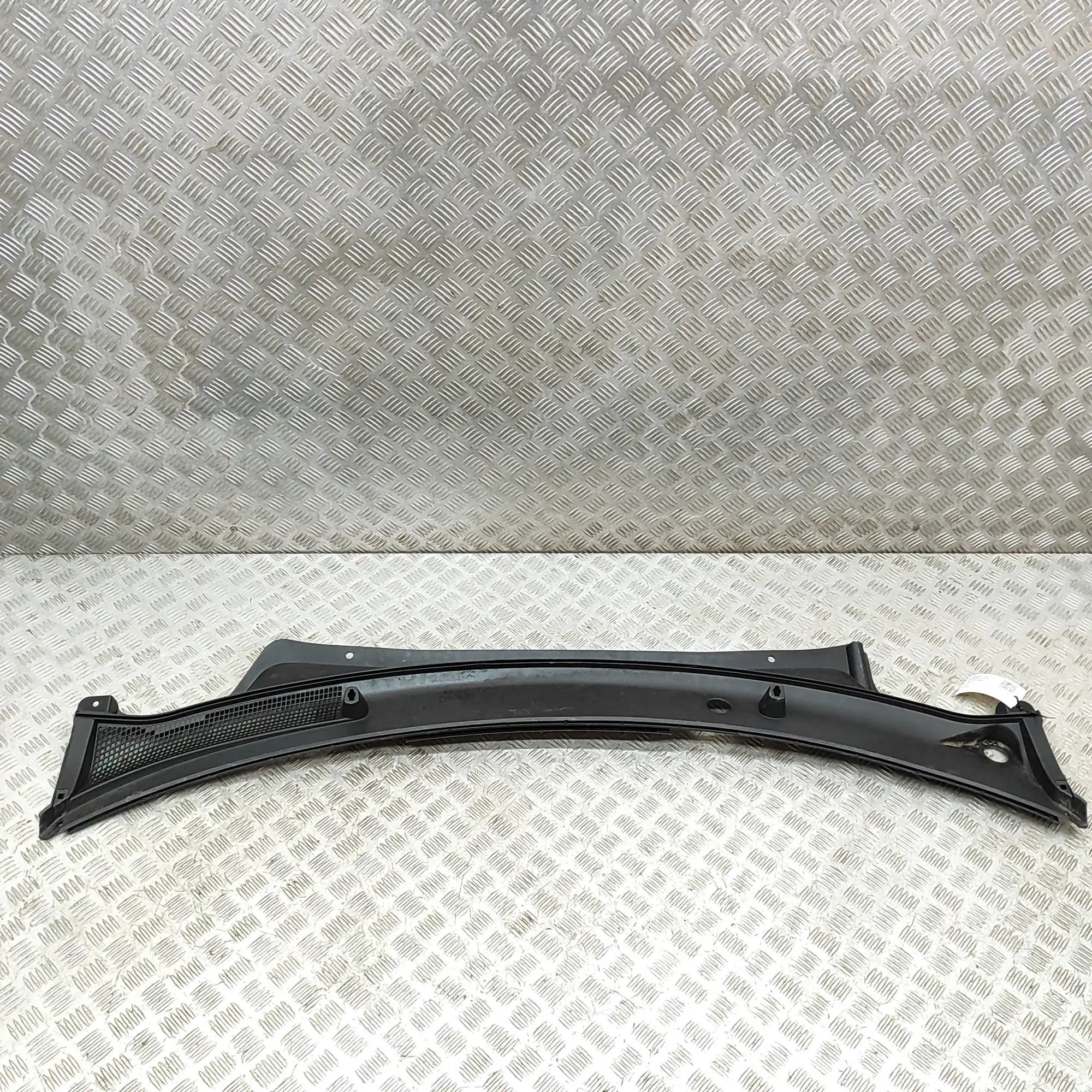 Kia EV6 Front Wiper Cowl Trim Front Wiper Cowl Trim — KIA EV6 (CV) (2021-...)...