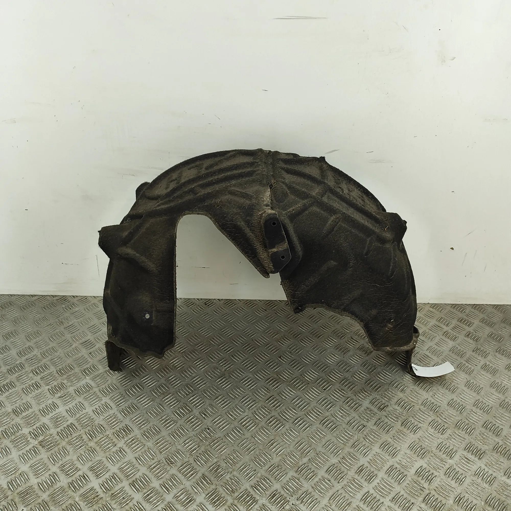 BMW 2 (F44) Rear Left Arch Liner Rear Left Arch Liner — BMW 2 SERIES (Gran Coupe...
