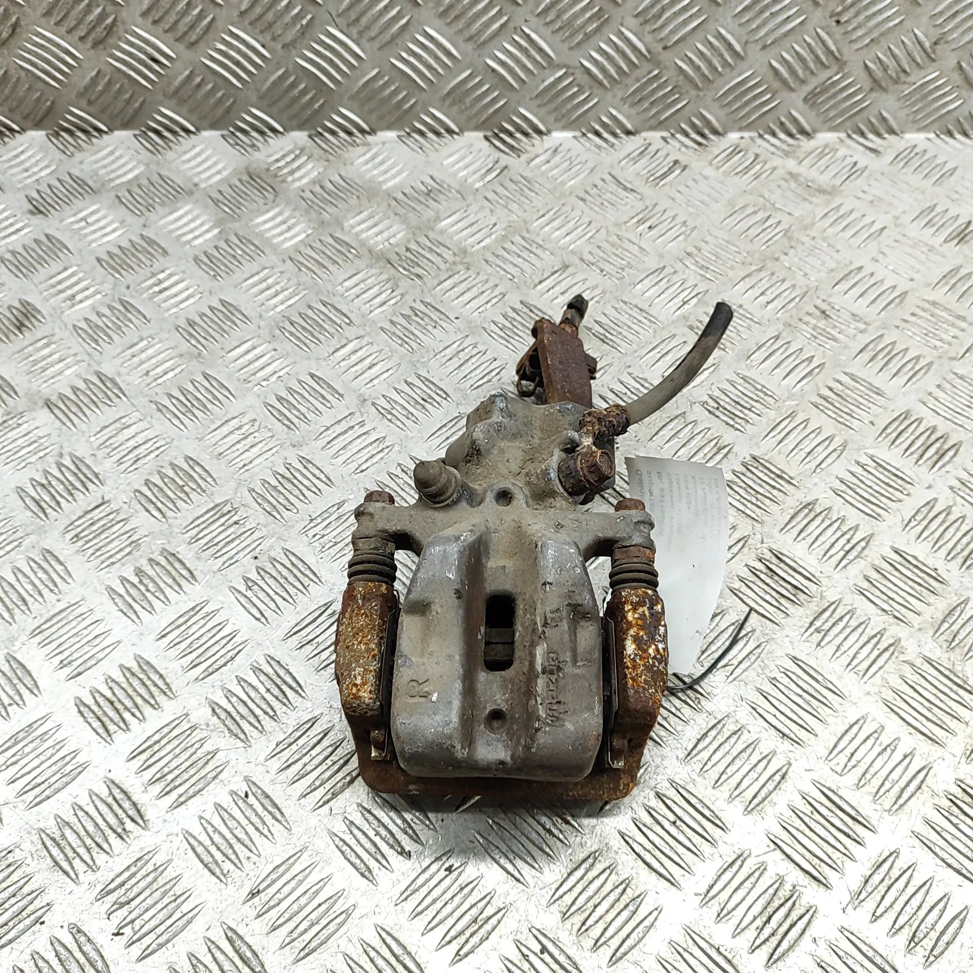 Mazda MX-5 Brake caliper — rear right