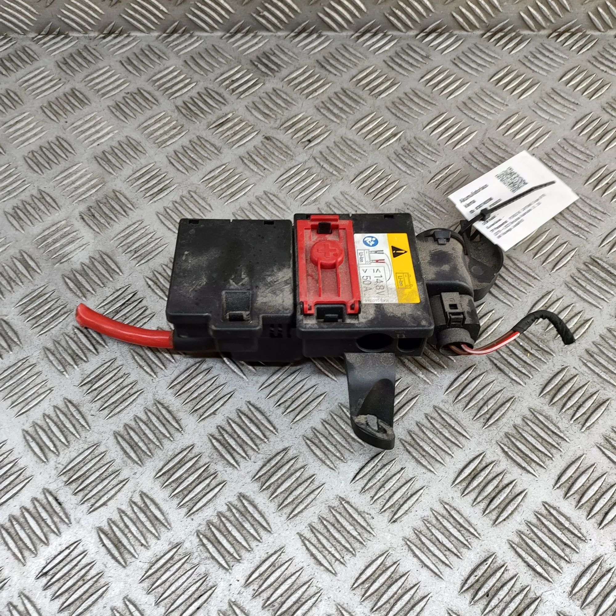Porsche Cayenne Power Distribution Unit Power distribution unit — PORSCHE CAYENNE (Coup...
