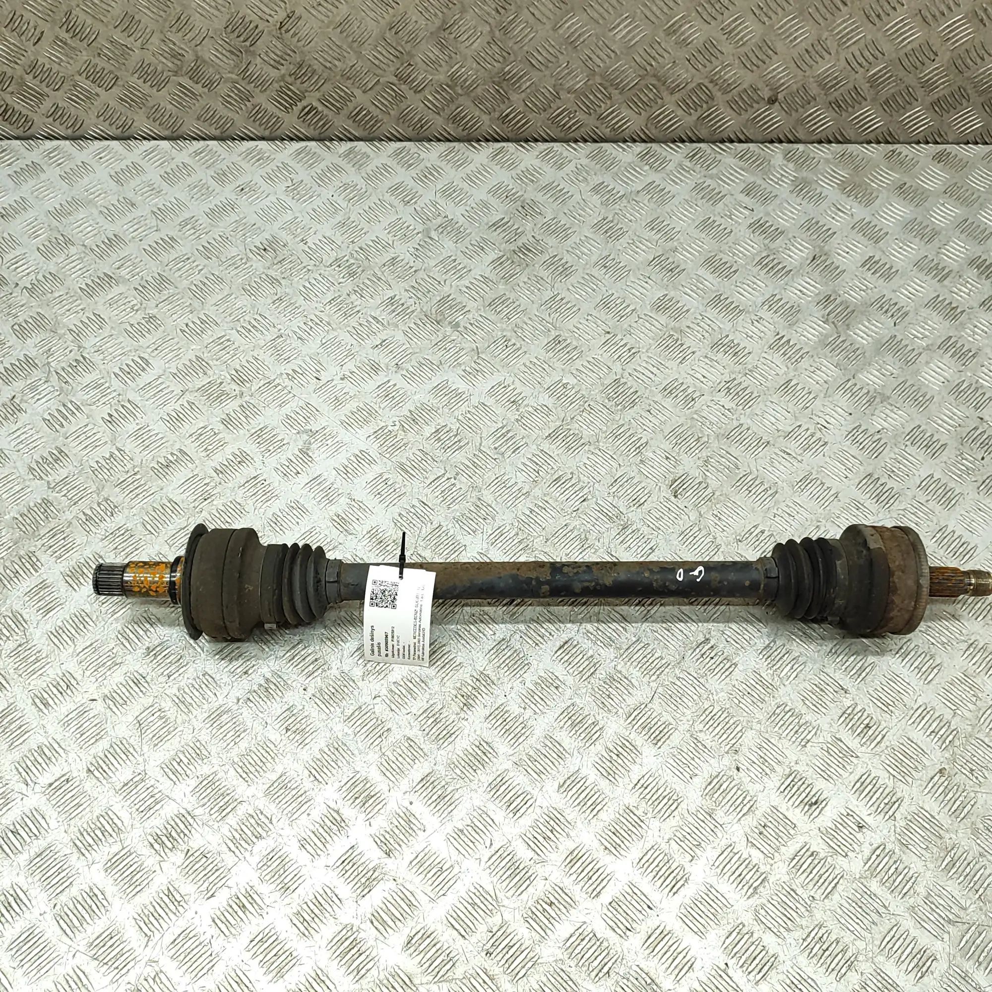 Mercedes-Benz SLK (R171) Rear Right Driveshaft Rear Right Driveshaft — MERCEDES BENZ SLK (R171...