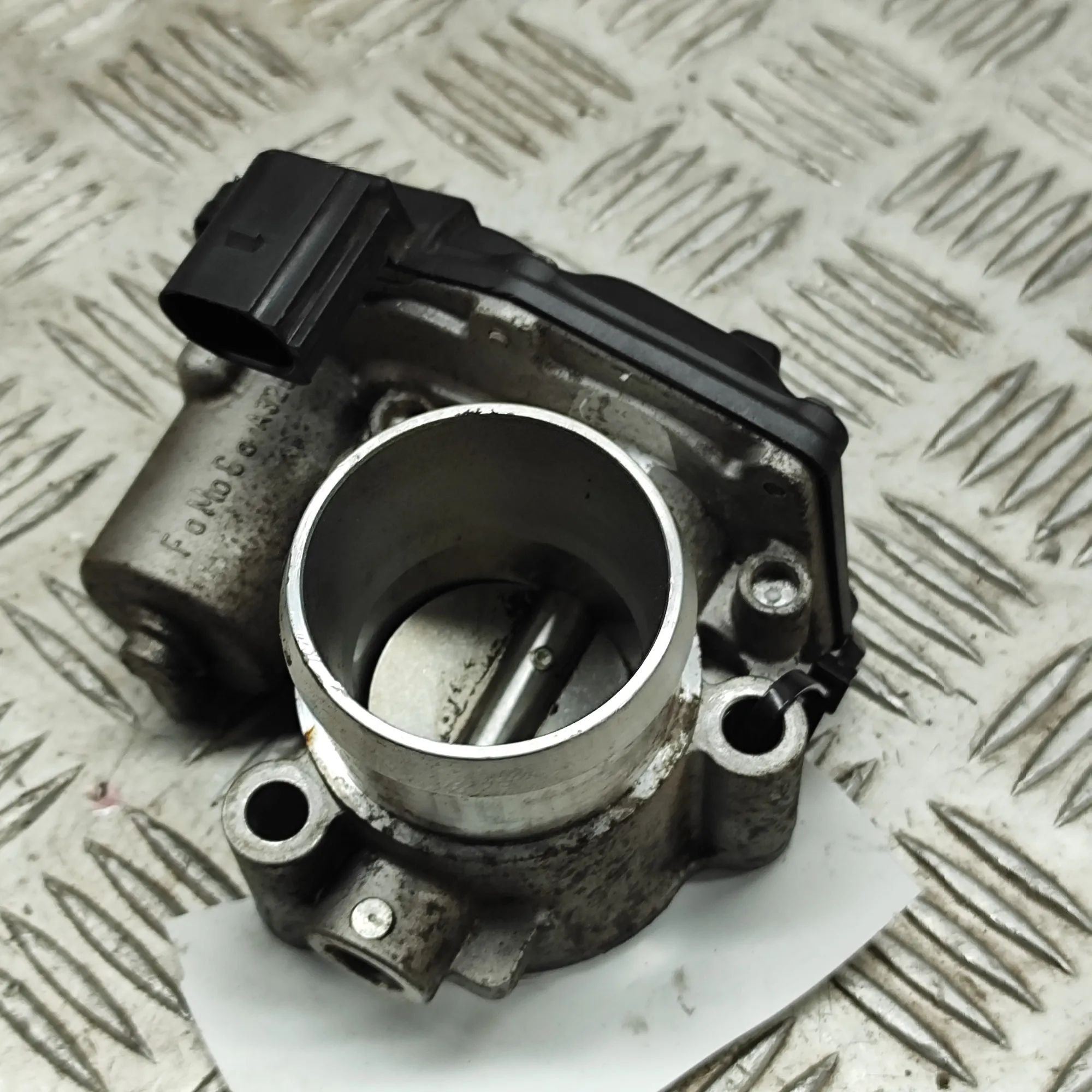 Ford Fiesta Throttle body Throttle body — FORD FIESTA (VI) (2008-...) — C...