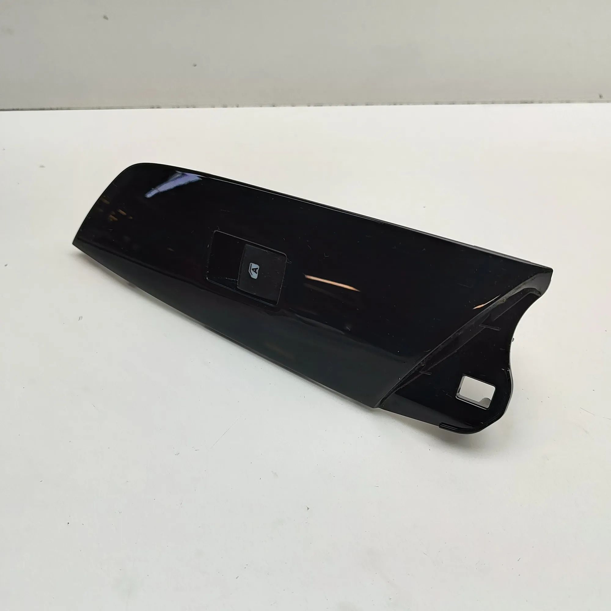 Toyota Prius+ Door window switch — front left Door window switch — front left — TOYOTA PRIUS ...