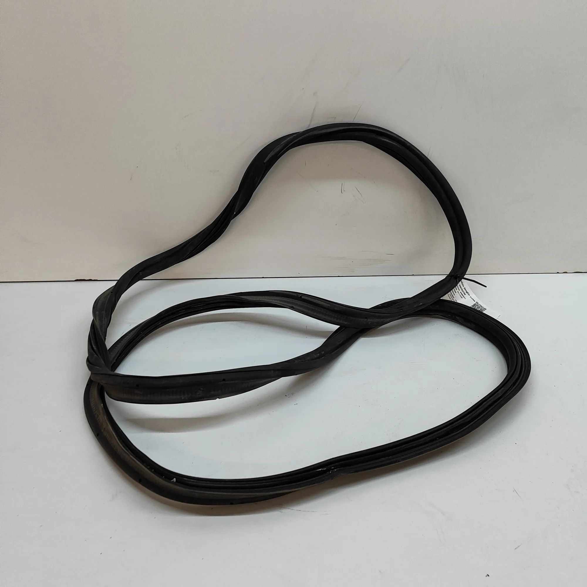 Volkswagen Golf 7 Tailgate rubber seal Tailgate rubber seal — VW GOLF (VII 5G1, BQ1, B...