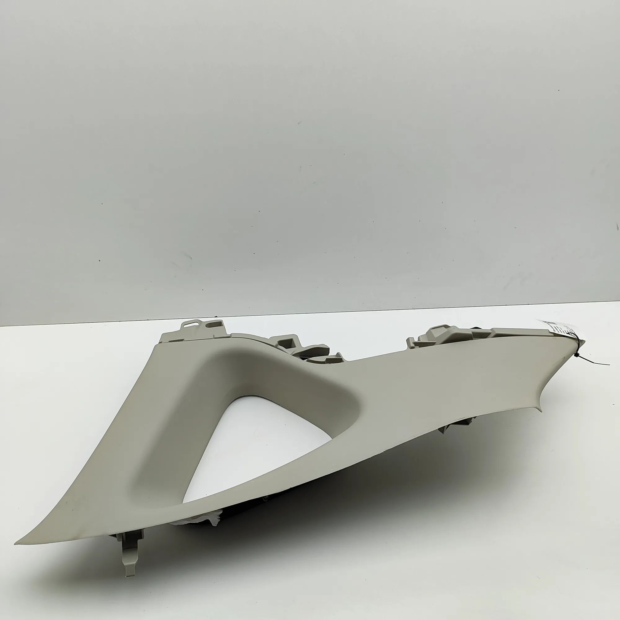 Mazda CX-5 (KF) Rear Left Pillar Trim Rear Left Pillar Trim — MAZDA CX-5 (KF) (2016-....
