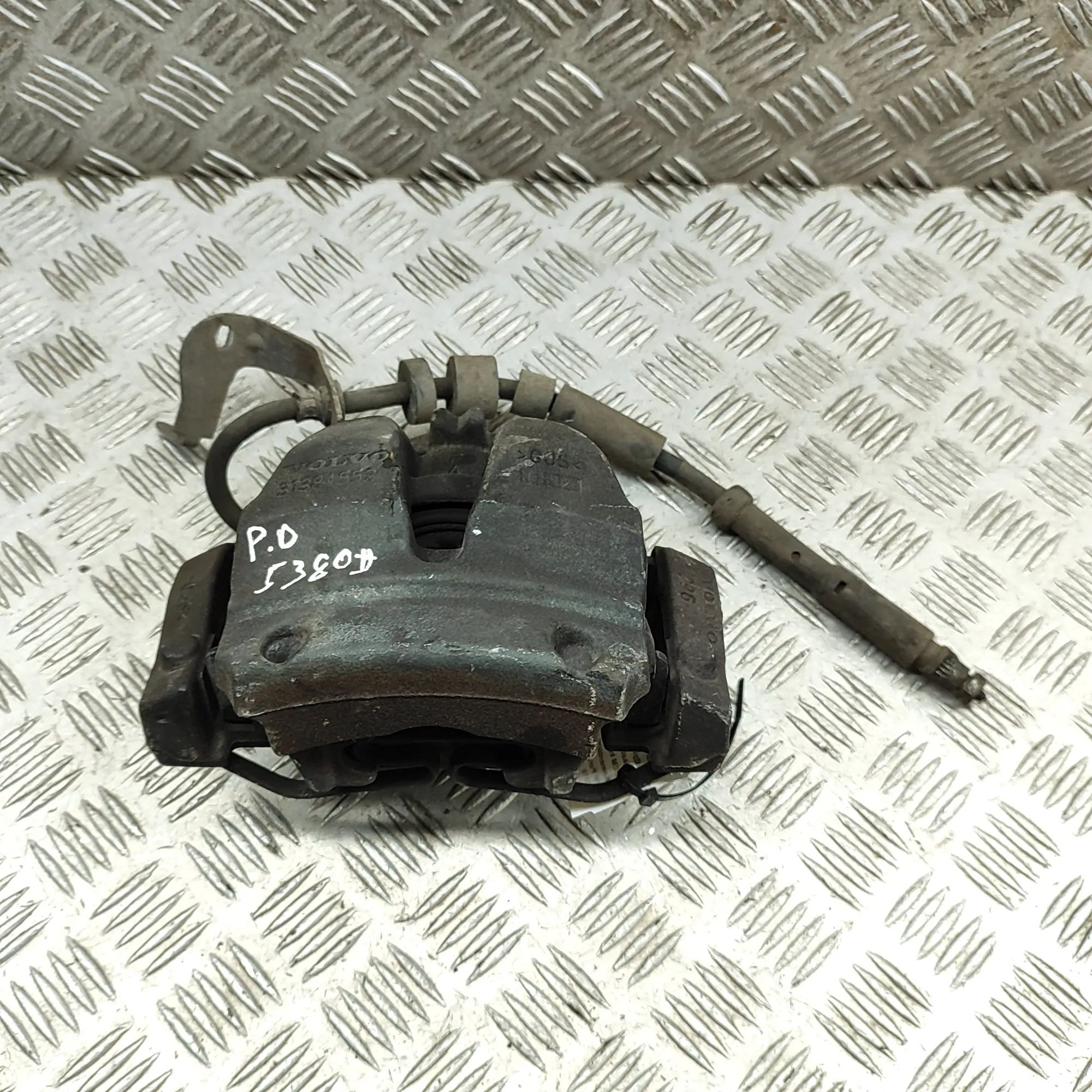 Volvo V60 Brake caliper — front right Brake caliper — front right — VOLVO V60 (II 225...