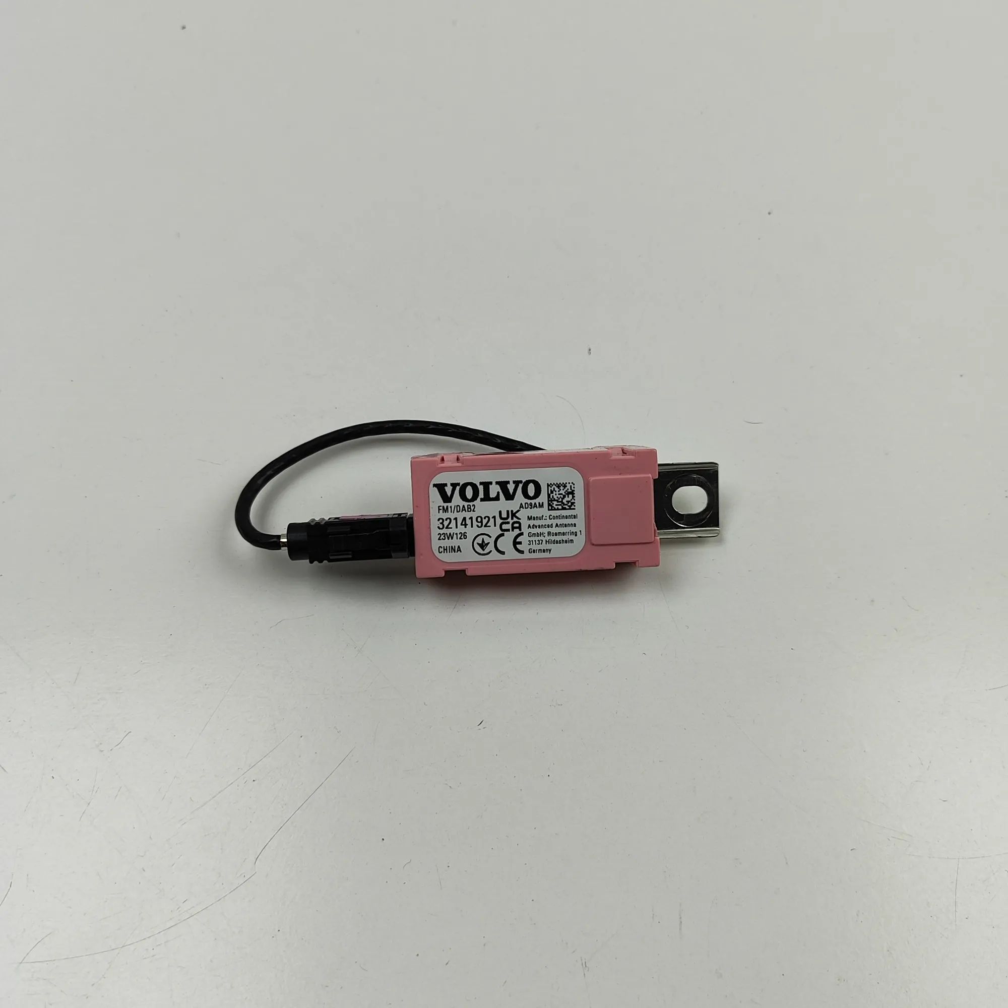 Volvo XC60 Antenna Amplifier Antenna Amplifier — VOLVO XC60 (II 246) (2017-....