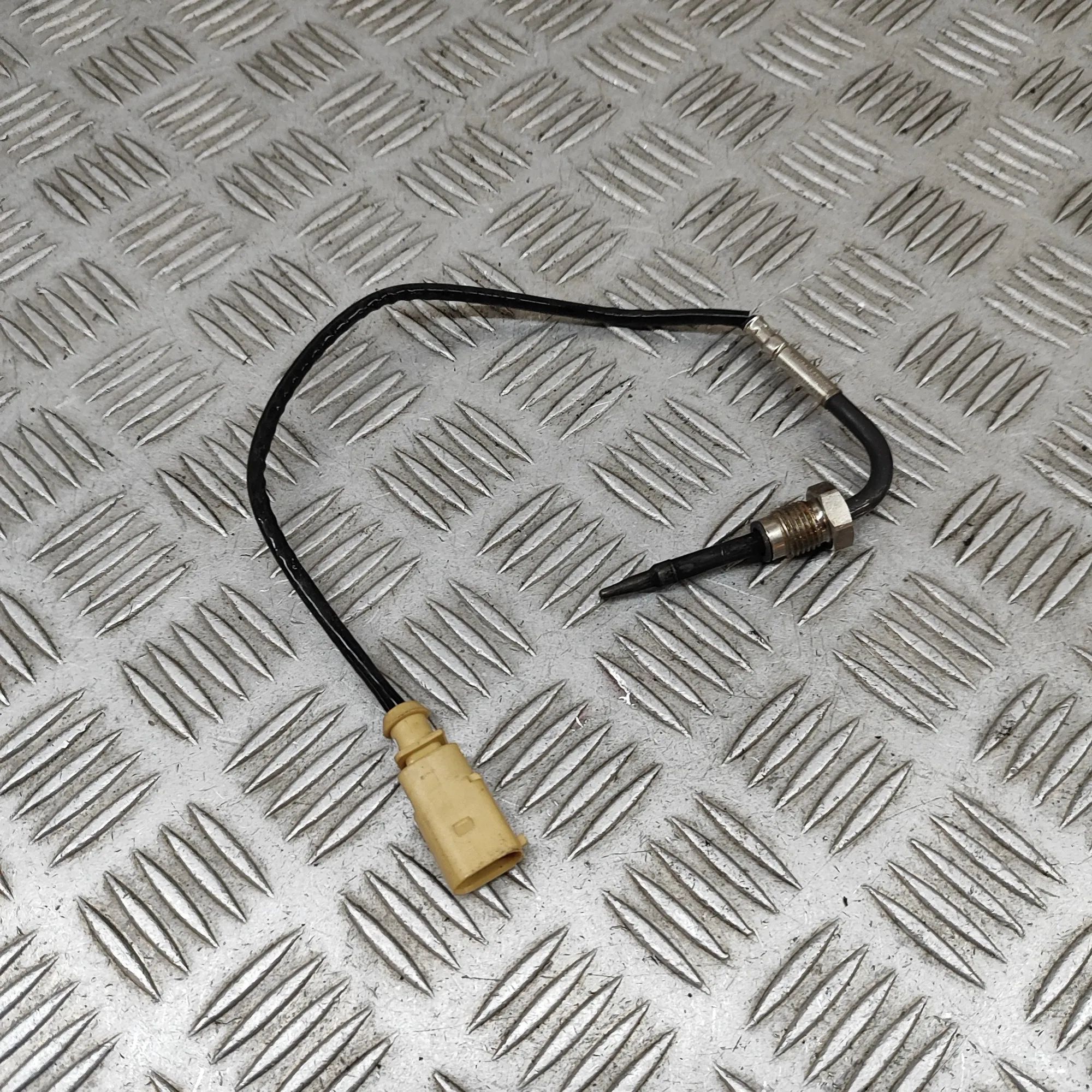 Volkswagen Touareg Pakokaasun lämpötila-anturi Exhaust gas temperature sensor — VW TOUAREG (CR...