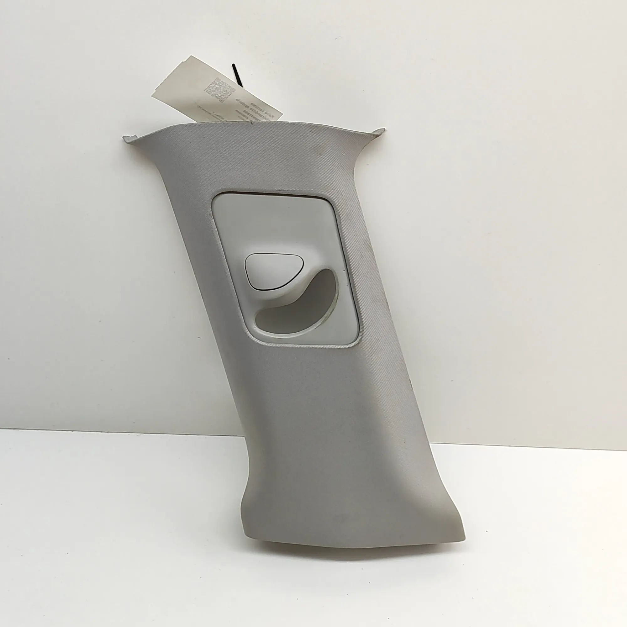 Tesla Model Y B-pillar trim — left B-pillar trim — left — TESLA MODEL Y (2019-...)...