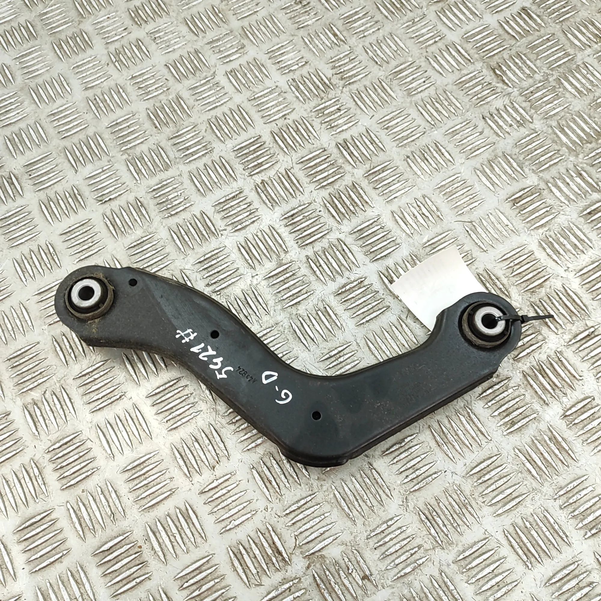 Volvo XC40 / EX40 Control arm — rear right Control arm — rear right — VOLVO XC40 (536) (20...