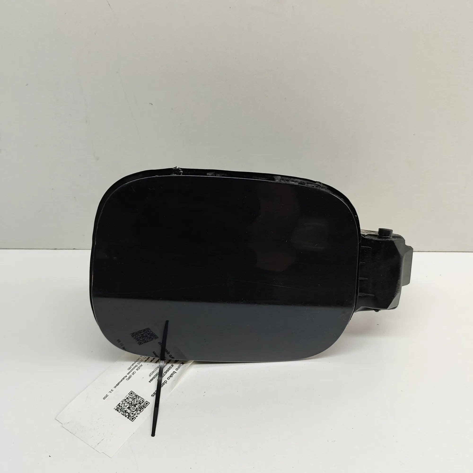 Audi Q5 (8R) Fuel Tank Flap Cap Fuel Tank Flap Cap — AUDI Q5 (8R) (2008-2017) —...