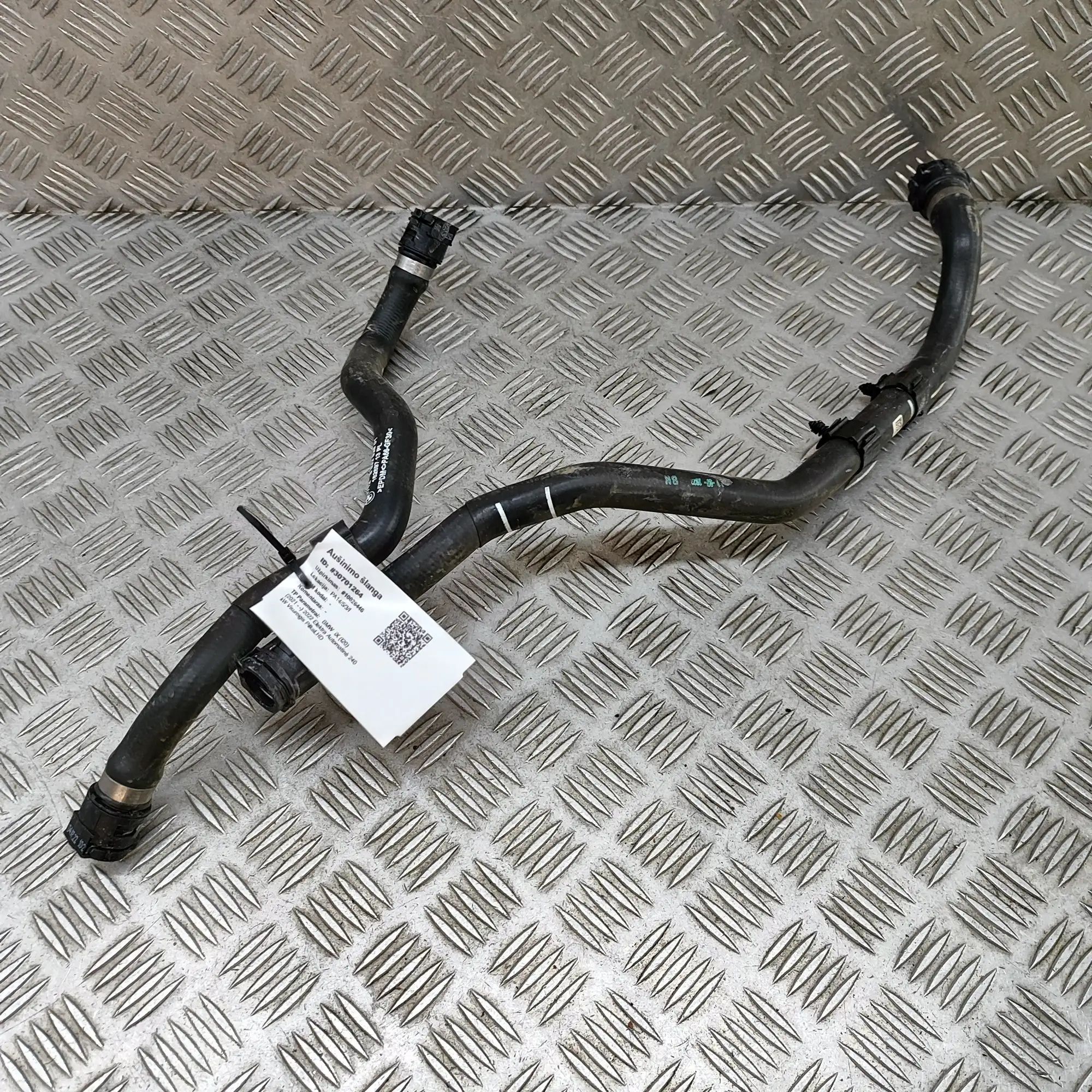 BMW iX (I20) Jäähdytysnesteletku Coolant hose — BMW IX (I20) (2021-...) — 883363...