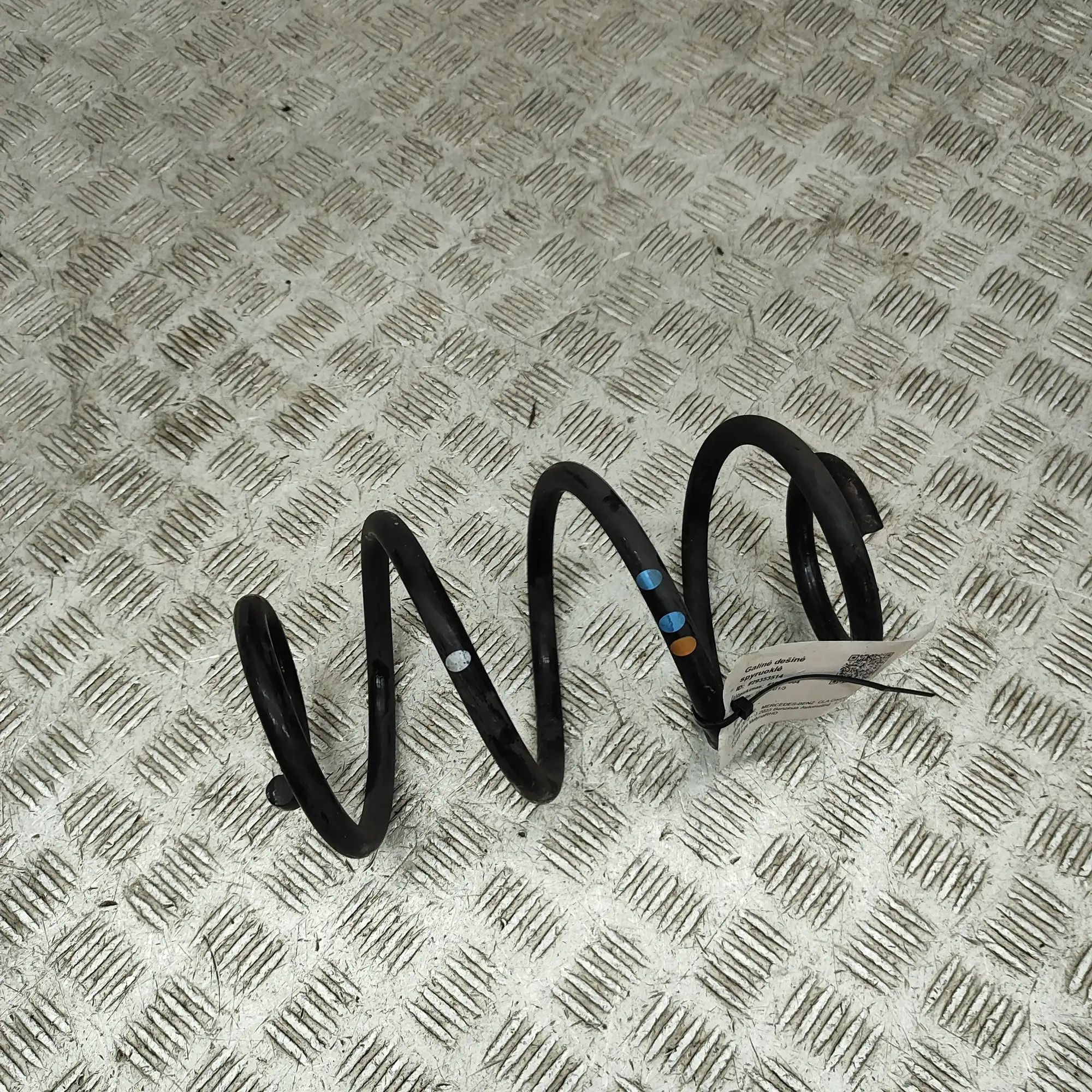 Mercedes-Benz CLA (C118) Coil spring — rear right Coil spring — rear right — MERCEDES BENZ CLA (C...