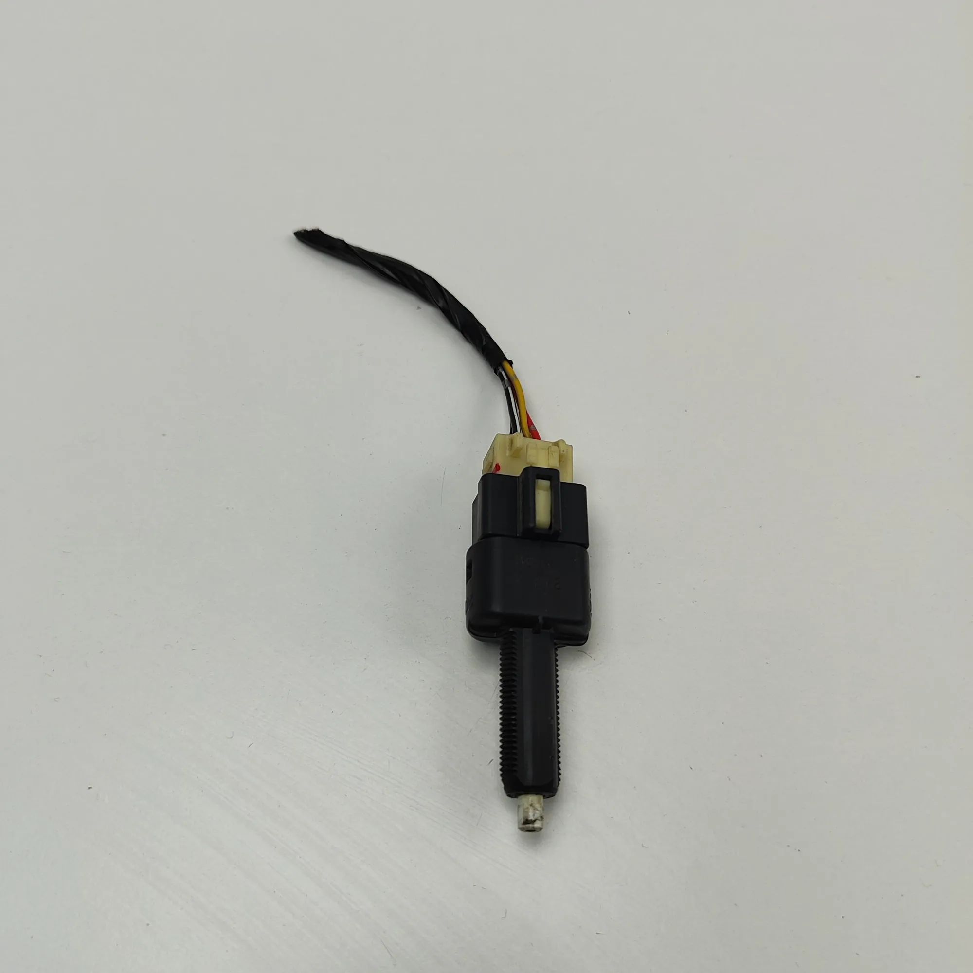 Mitsubishi Lancer Brake pedal sensor Brake pedal sensor — MITSUBISHI LANCER (VIII CY...