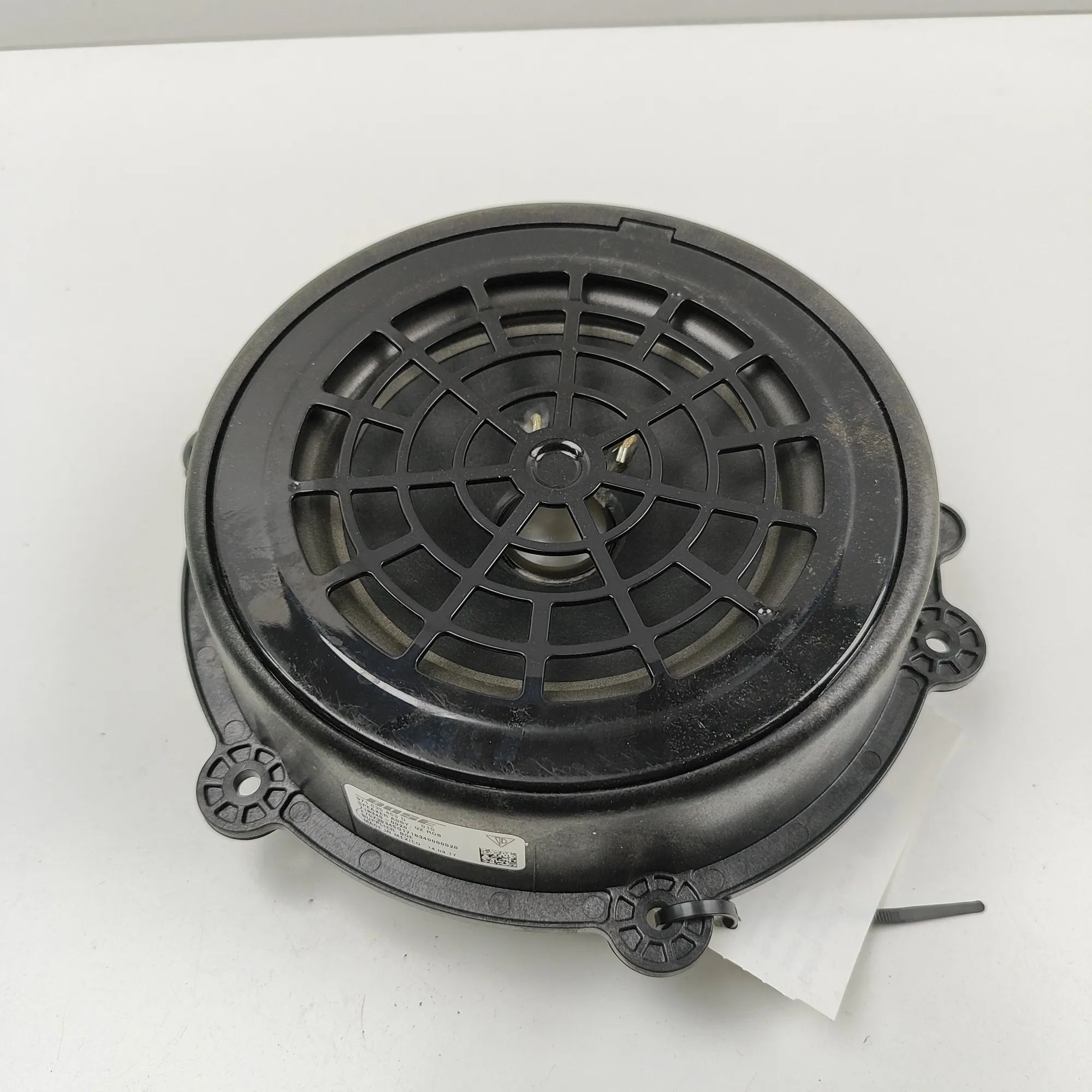 Porsche Panamera Rear Right Door Speaker Rear Right Door Speaker — PORSCHE PANAMERA (971...