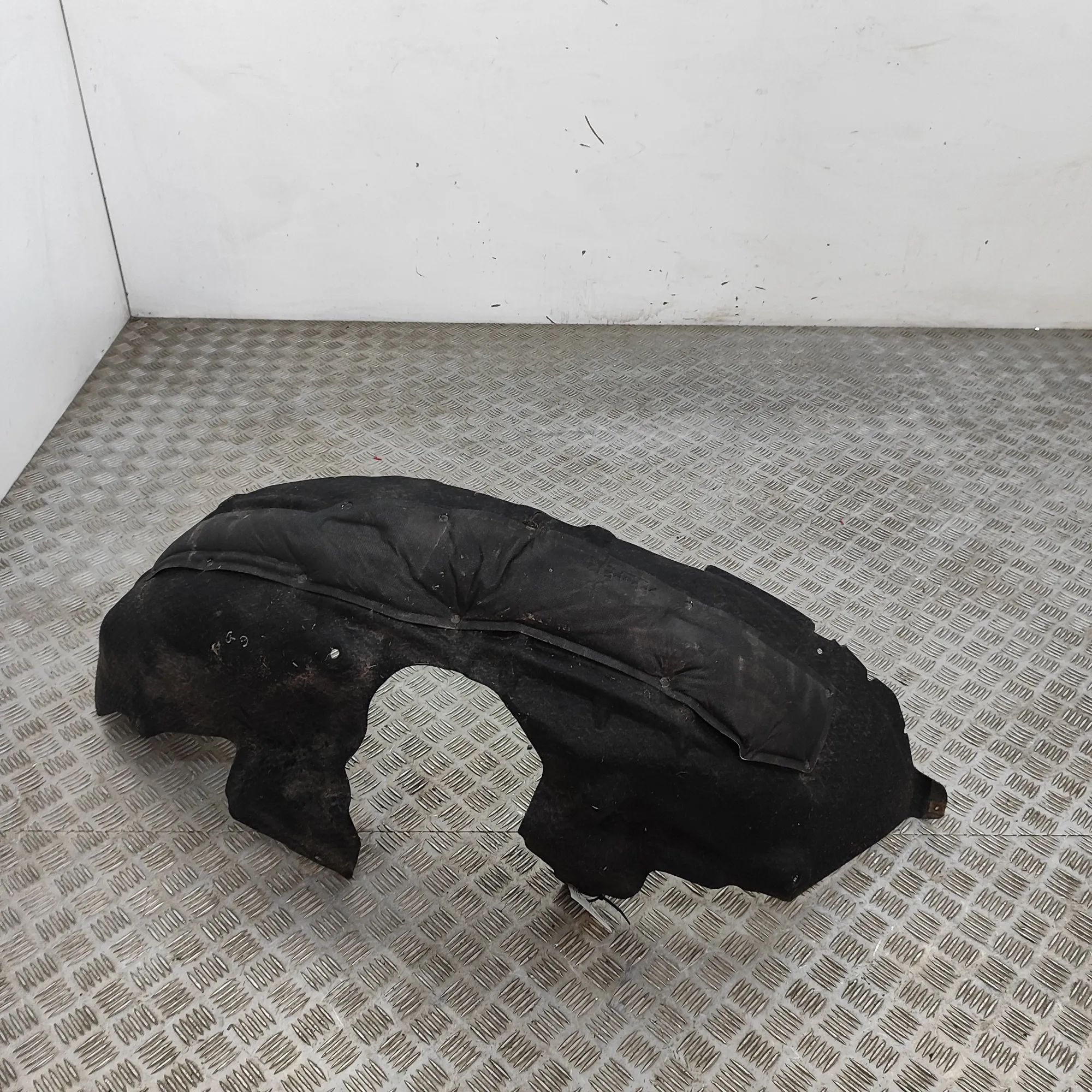 Honda CR-V Rear Right Arch Liner Rear Right Arch Liner — HONDA CR-V (V RW) (2017...