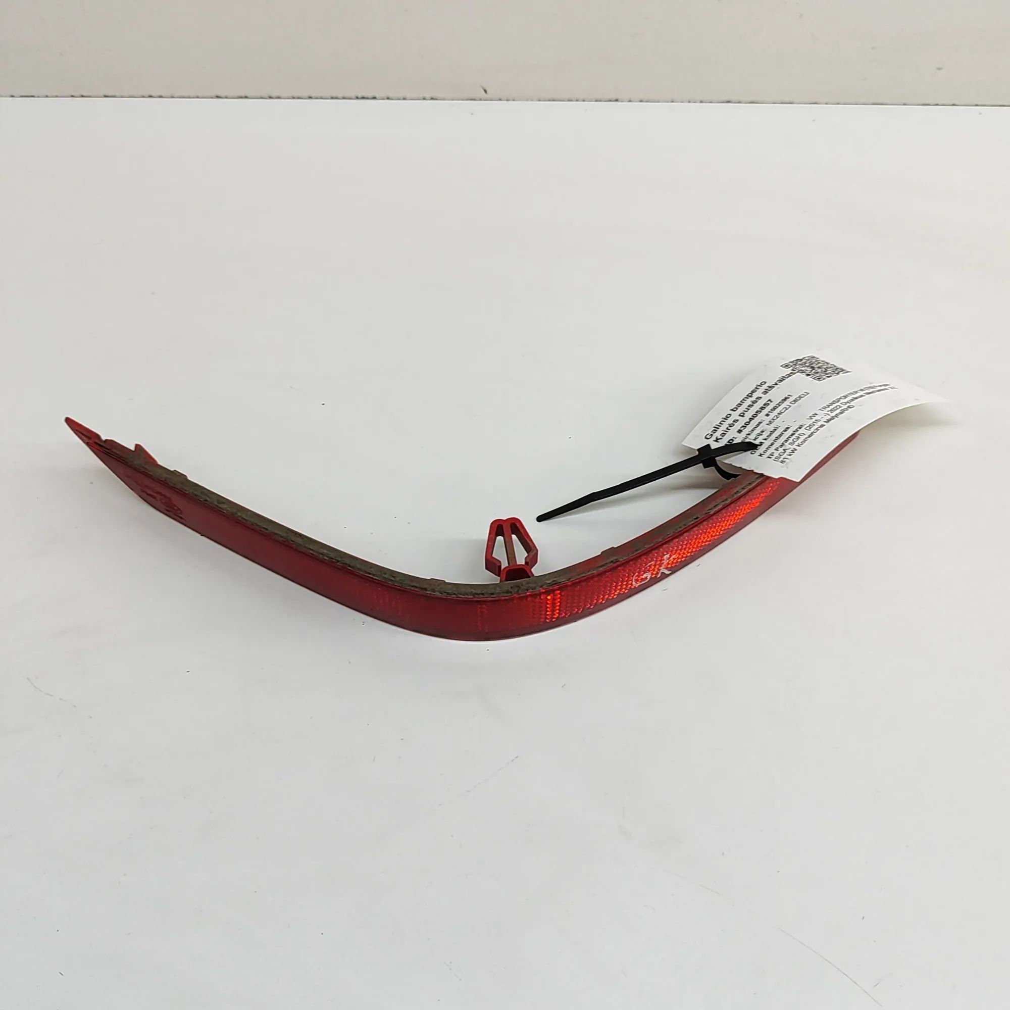 Volkswagen Transporter (T6, Caravelle, Multivan) Bumper reflector — rear left Bumper reflector — rear left — VW TRANSPORTER (...
