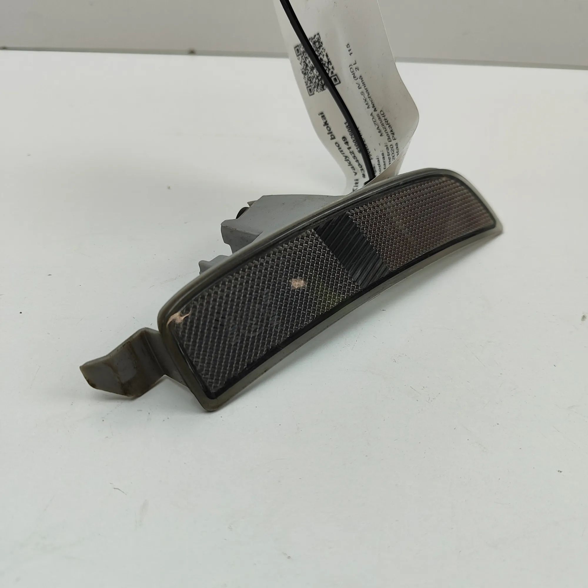Mazda MX-5 Bumper reflector — rear right