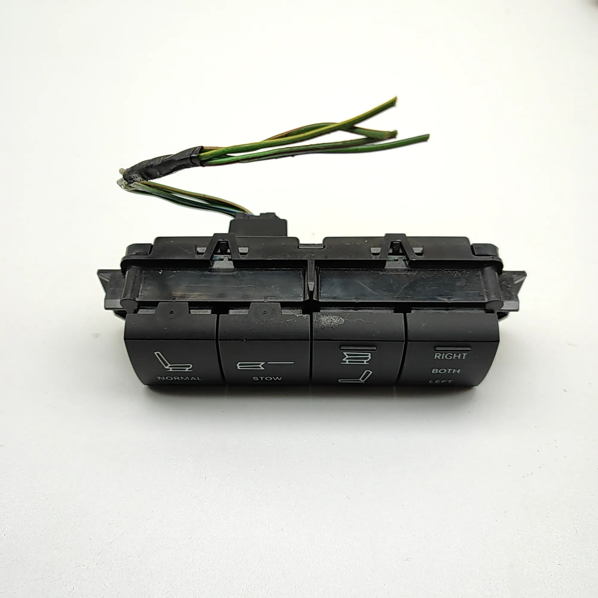 Chrysler Grand Voyager / Town & Country lülitid Switches — CHRYSLER GRAND (VOYAGER V RT) (2007-...