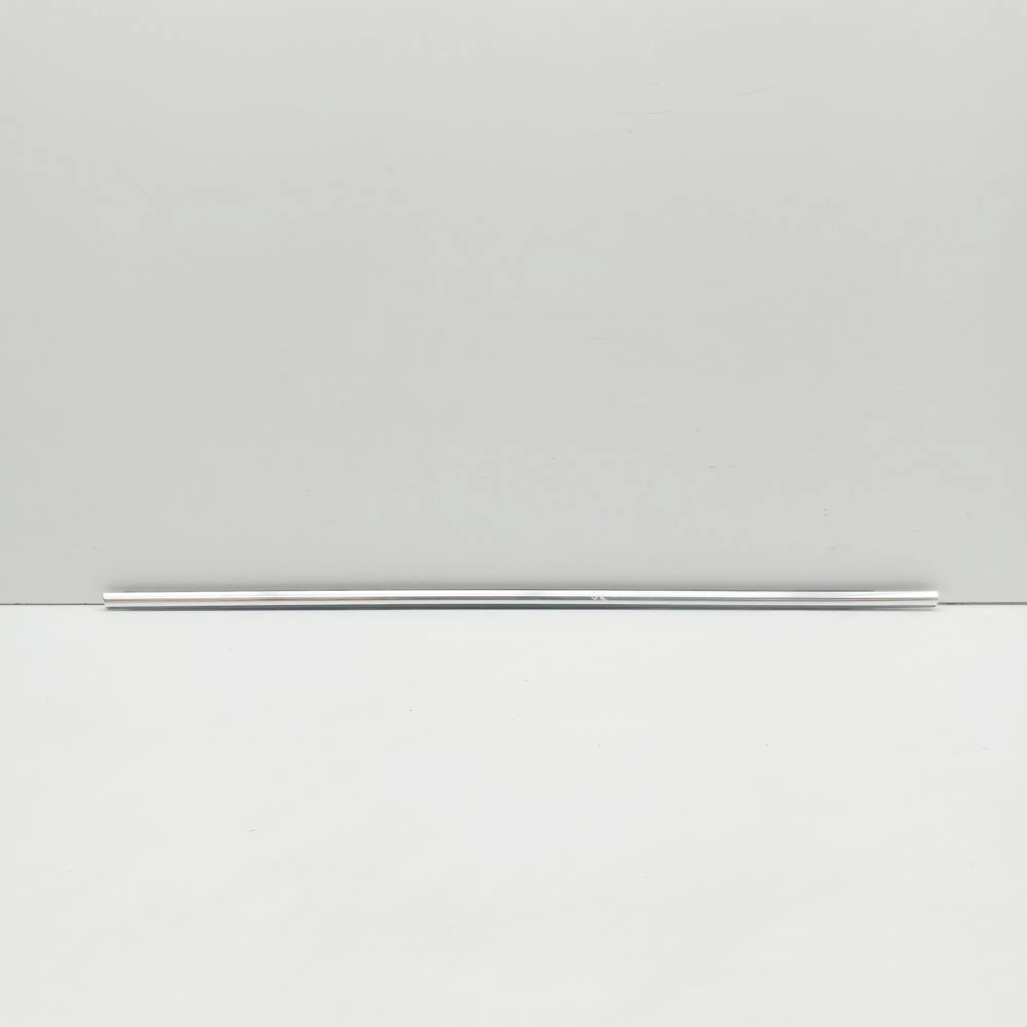 Skoda Karoq Door window strip — rear left Door window strip — rear left — SKODA KAROQ (NU...