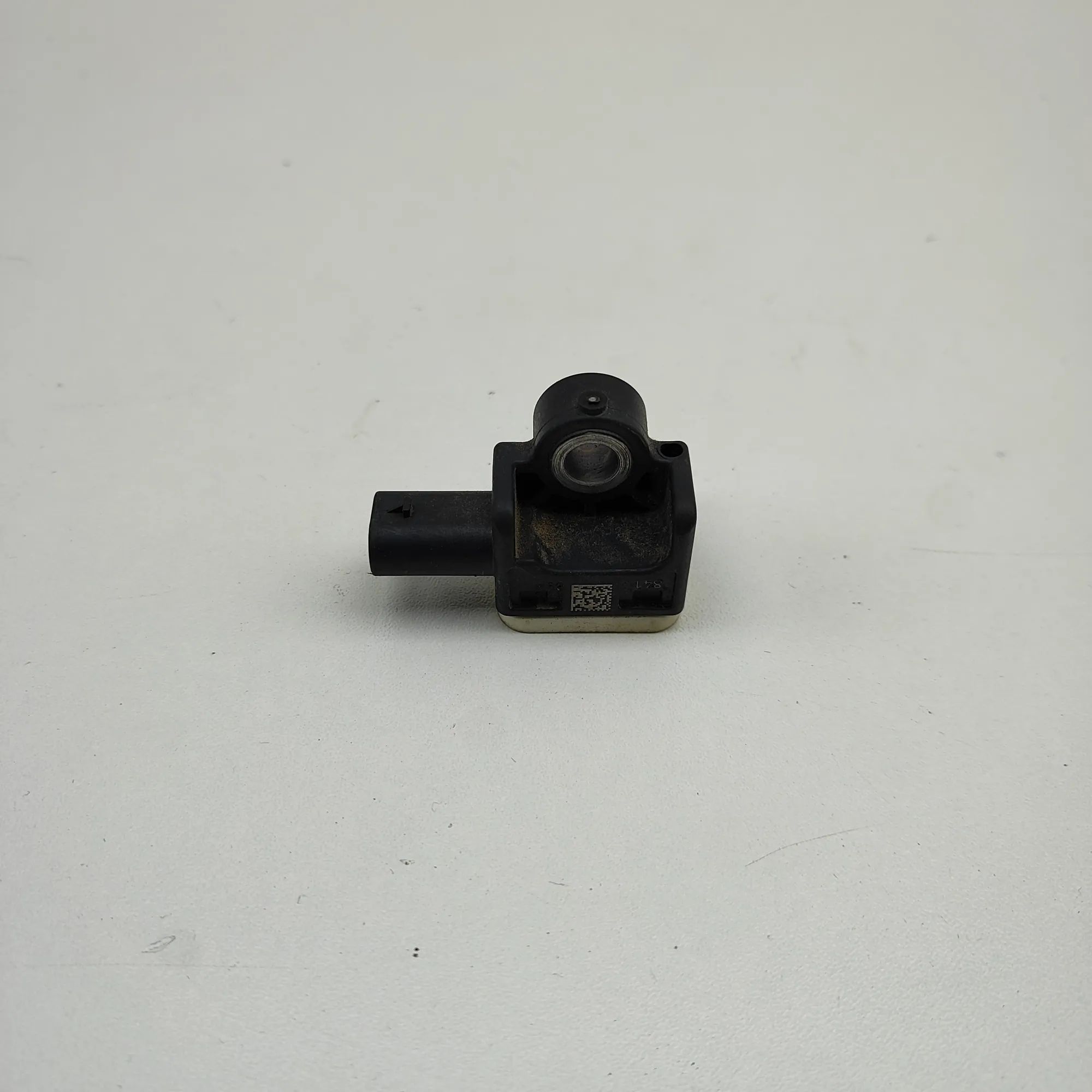 Porsche Macan Impact sensor — rear left Impact sensor — rear left — PORSCHE MACAN (95B)...
