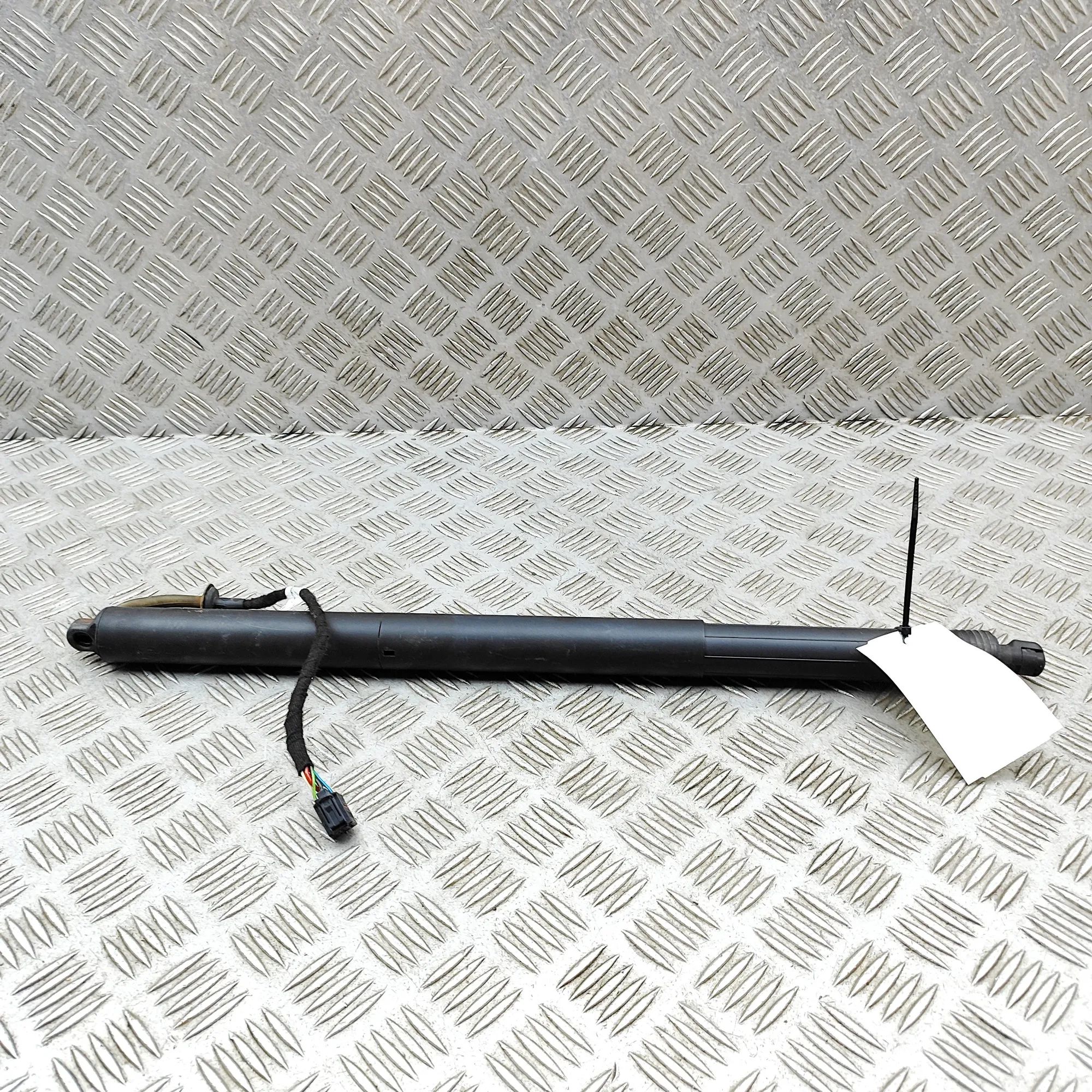 Porsche Macan Left Side Tailgate Gas Strut Left Side Tailgate Gas Strut — PORSCHE MACAN (9...