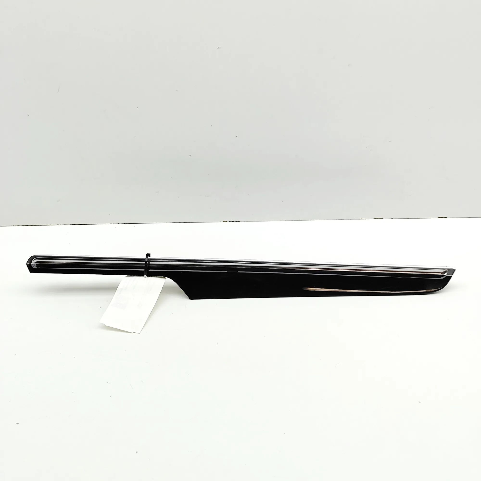 Porsche Macan Door panel trim — front right Door panel trim — front right — PORSCHE MACAN (...