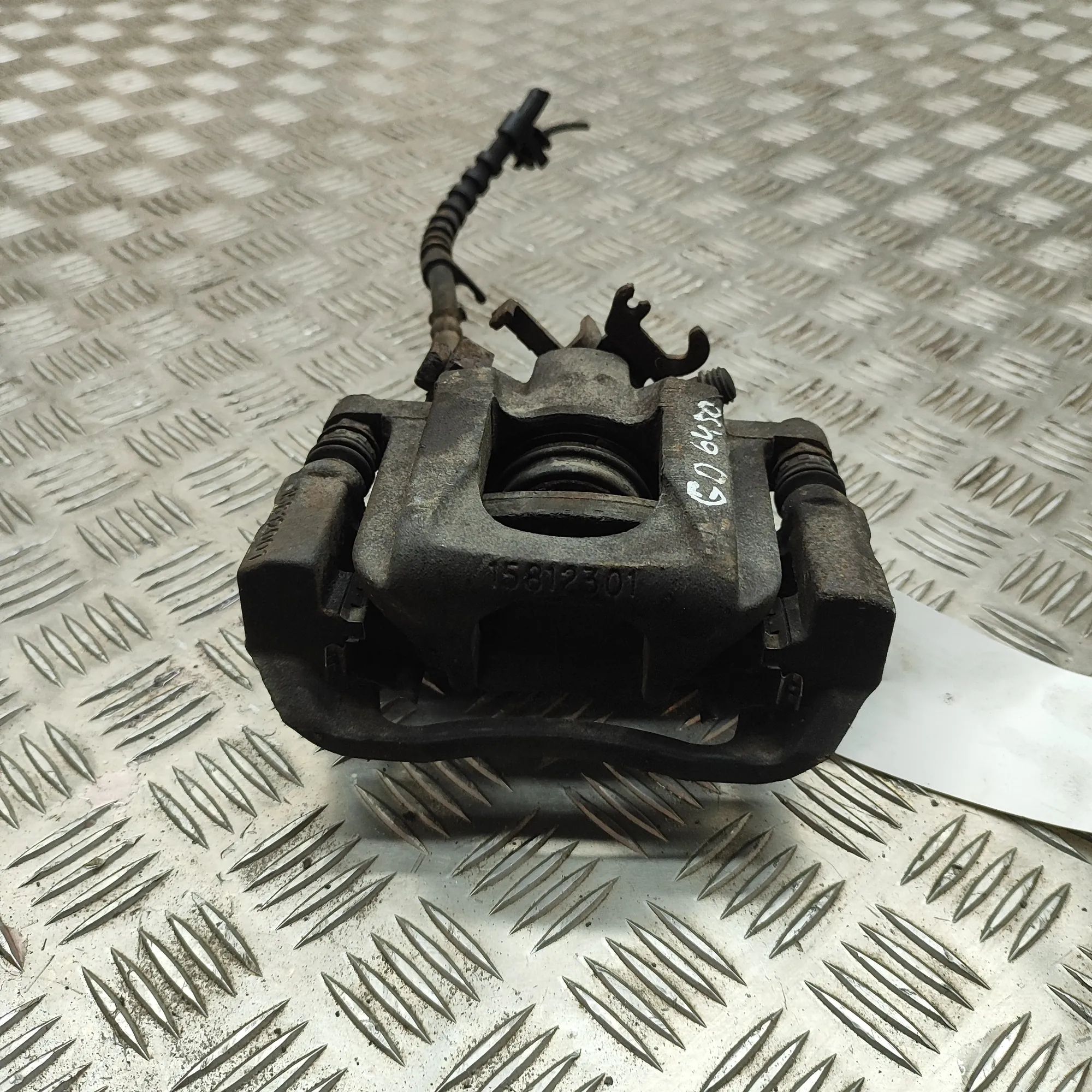 Chrysler Grand Voyager / Town & Country Brake caliper — rear right Brake caliper — rear right — CHRYSLER GRAND (VO...