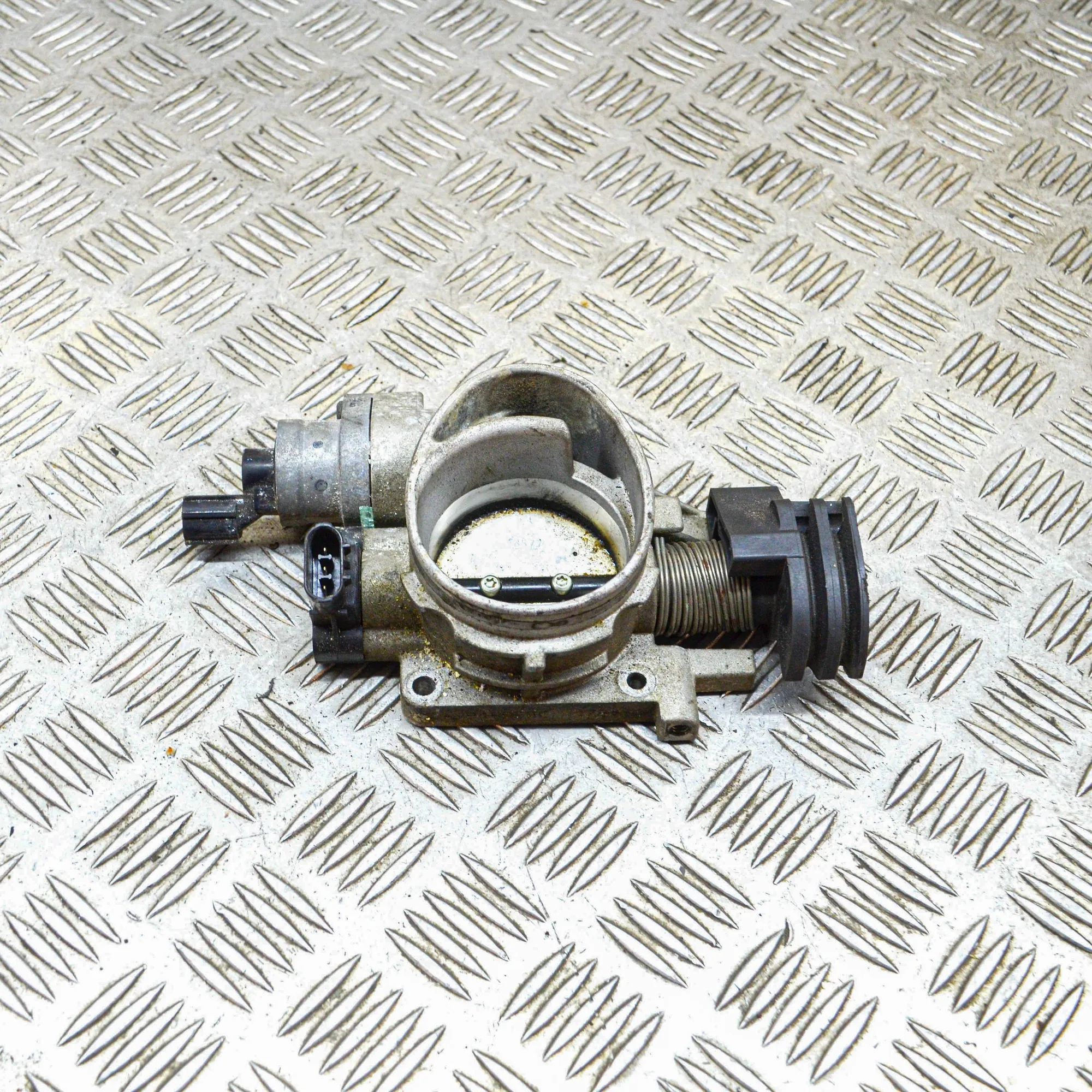 Chrysler 300C Throttle body Throttle body — CHRYSLER 300 (C LX) (2004-...) ...