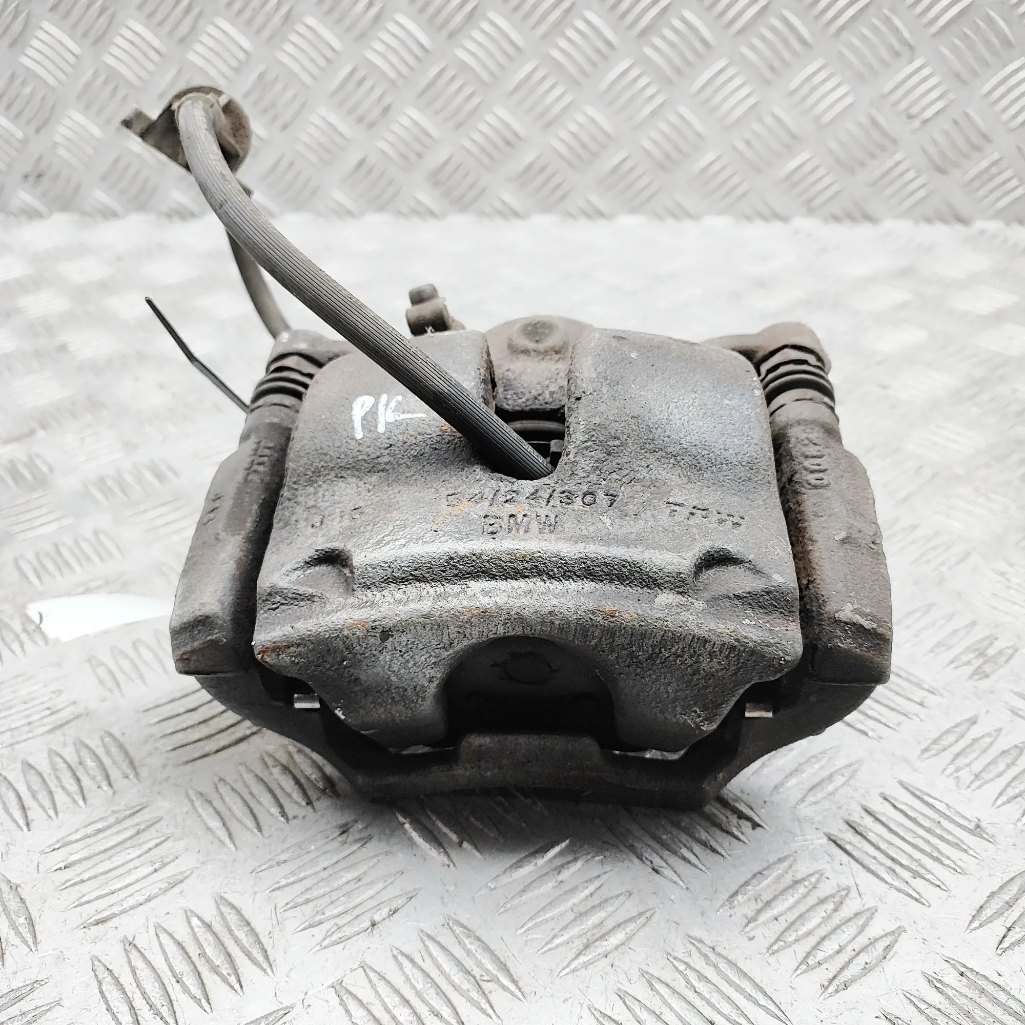 BMW 2 (F44) Brake caliper — front left Brake caliper — front left — BMW 2 SERIES (Gran...