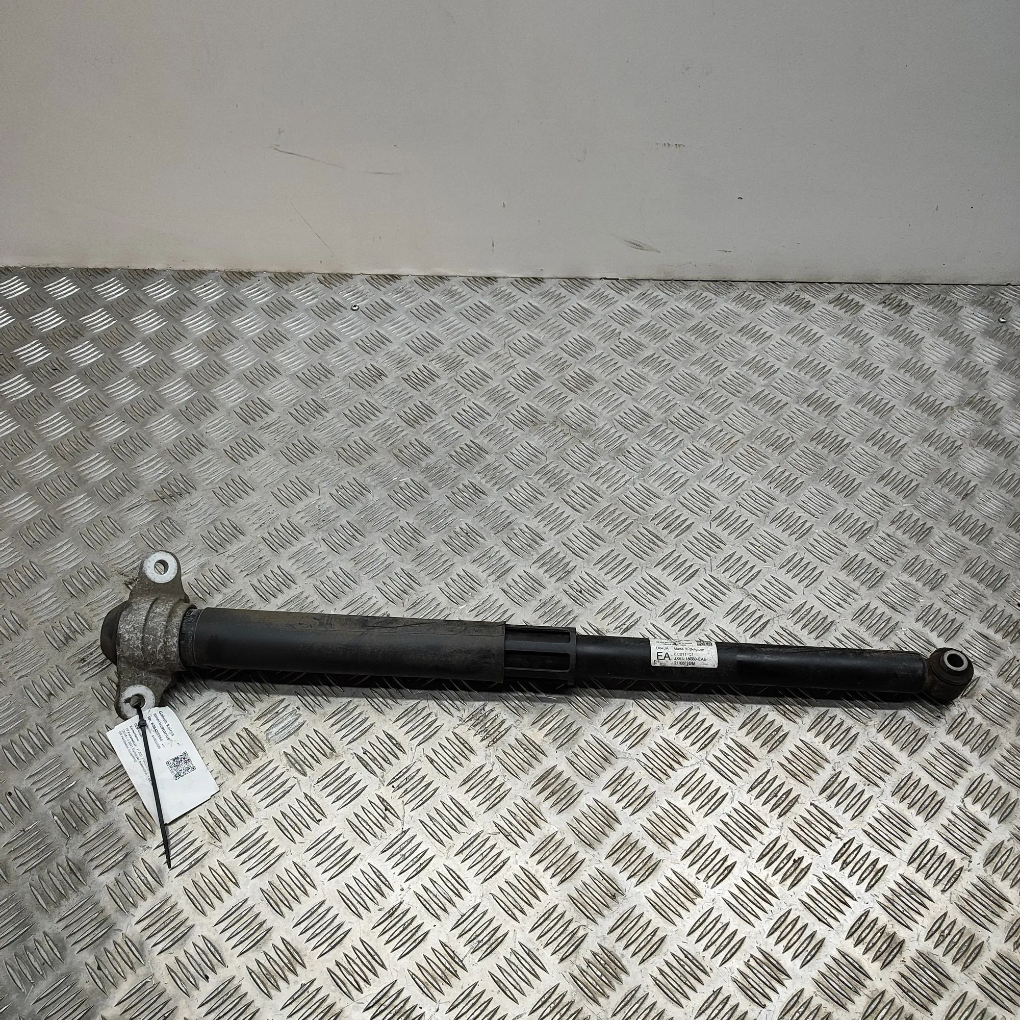 Ford Focus Shock absorber — rear left Shock absorber — rear left — FORD FOCUS (IV HN)...