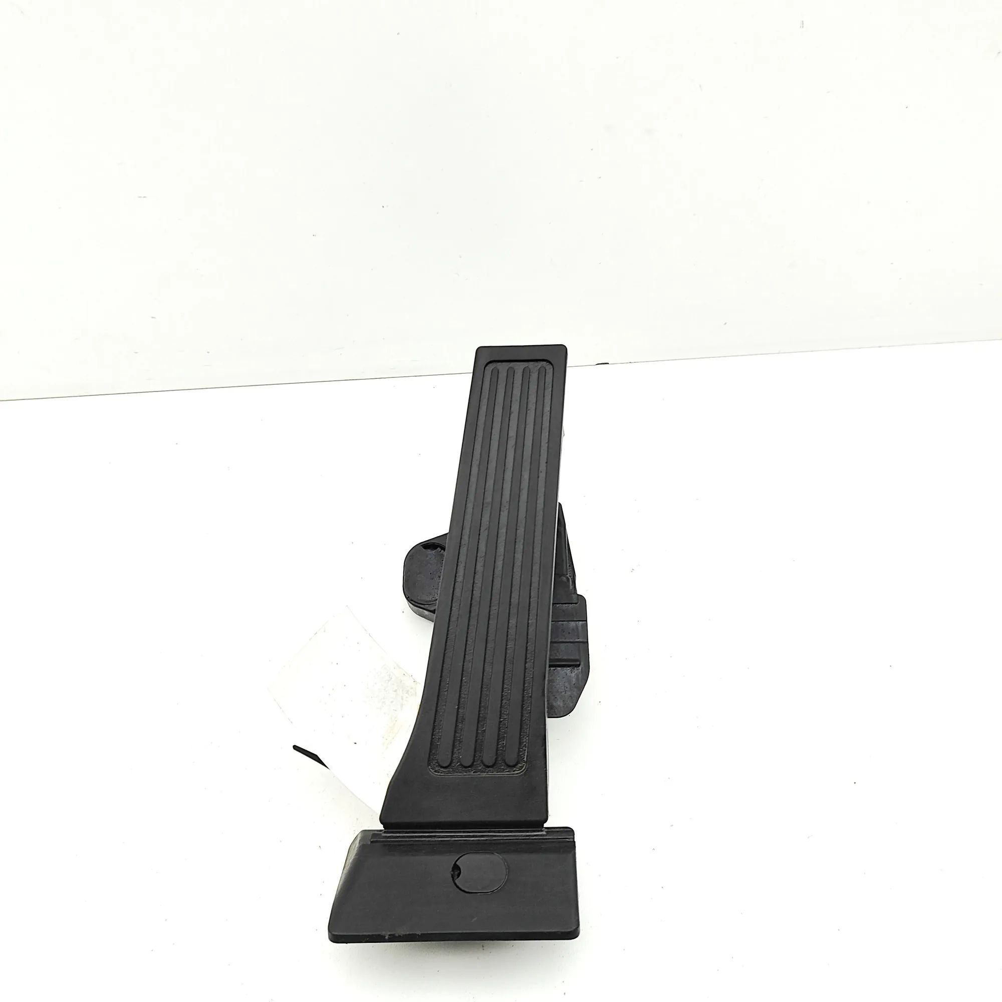 Hyundai Tucson Throttle Pedal Throttle Pedal — HYUNDAI TUCSON (TL, TLE) (2015...