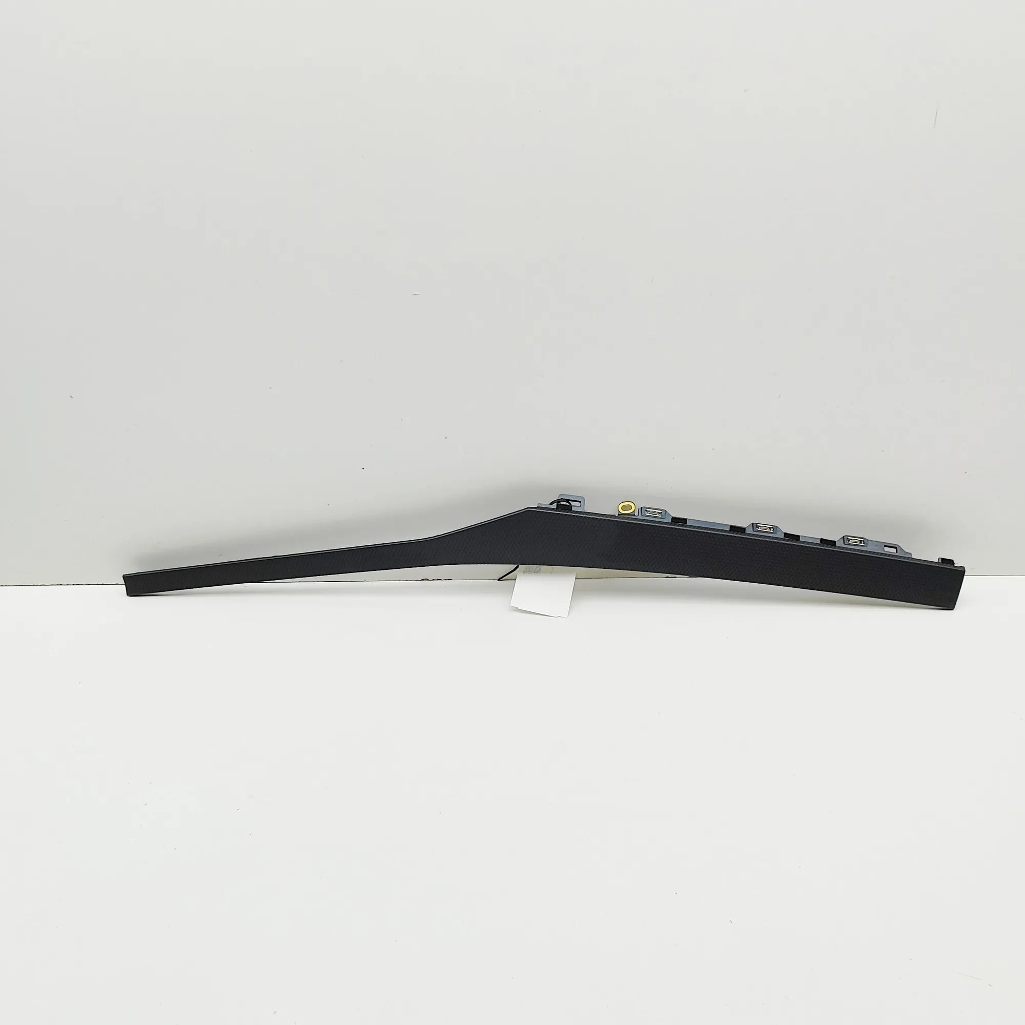 Audi Q3 (F3) Dashboard Trim Dashboard trim — AUDI Q3 (F3) (2018-...) — 83C8...